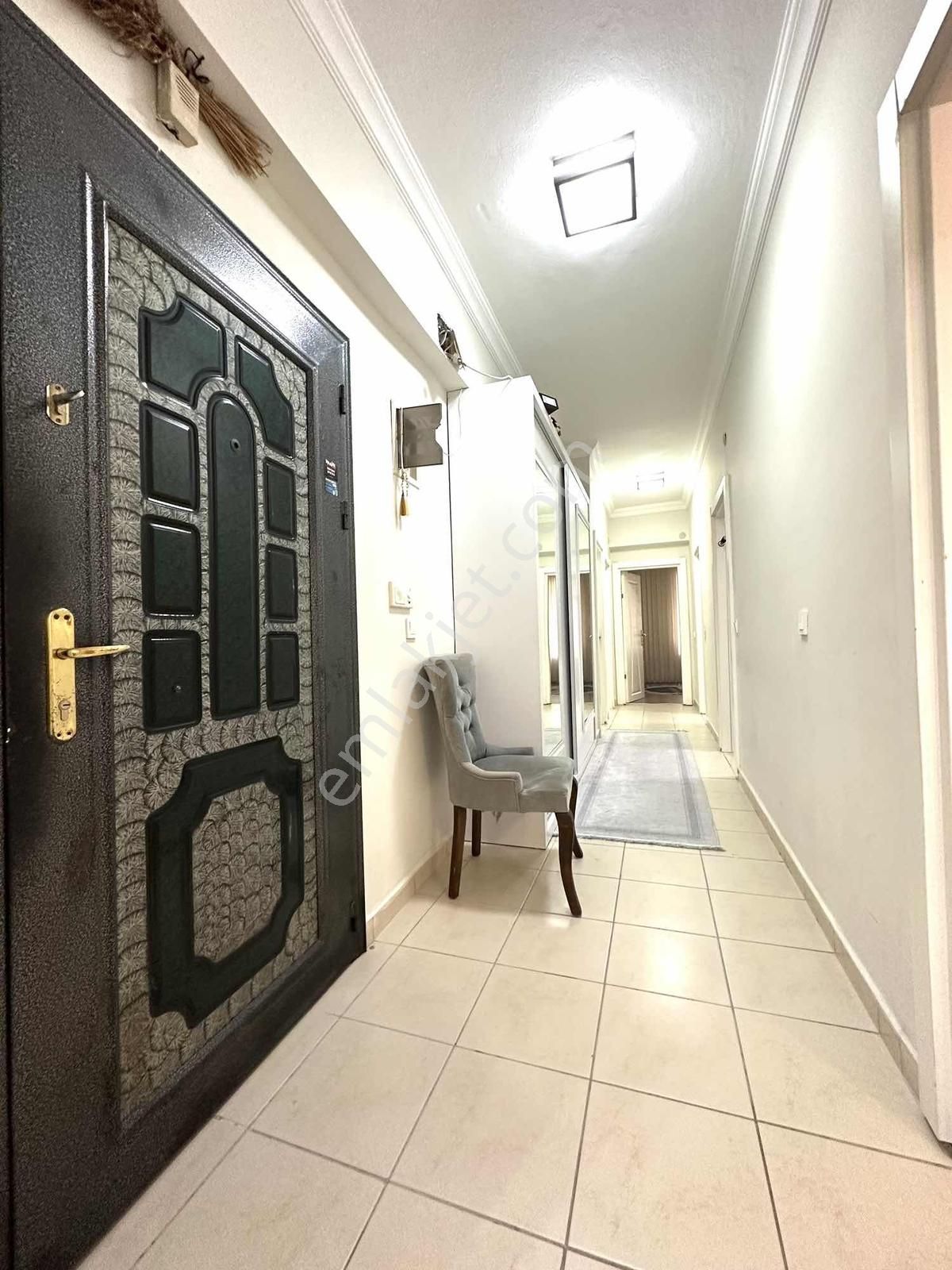 Antalya Işıklar Caddesi'ne Denize Yürüme Mesafesinde 3 + 1 Katta - Görsel 27