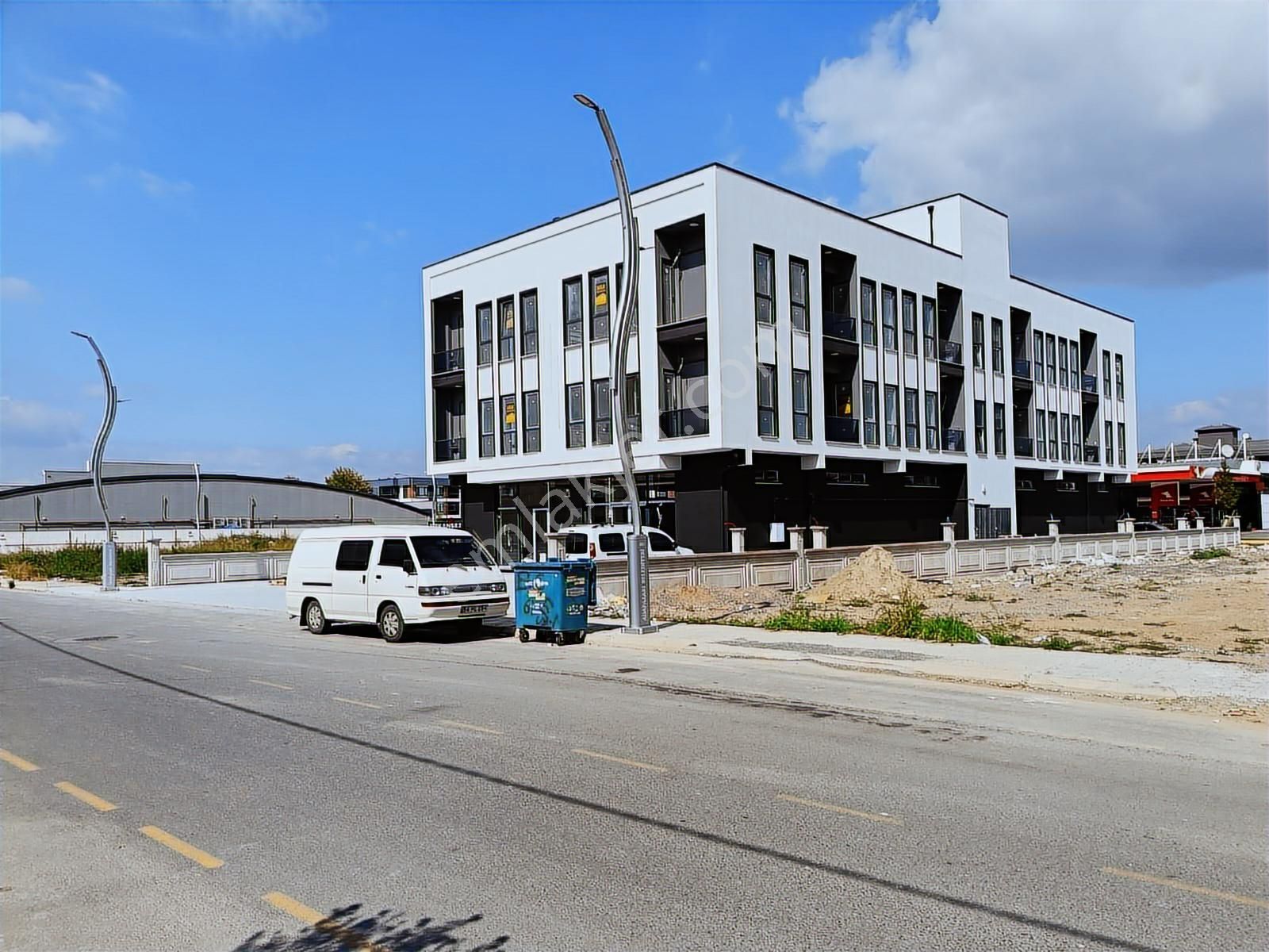 Adapazarı 15 Temmuz Bulvarında Eşyalı Kiralık Home - Ofisler - Görsel 4