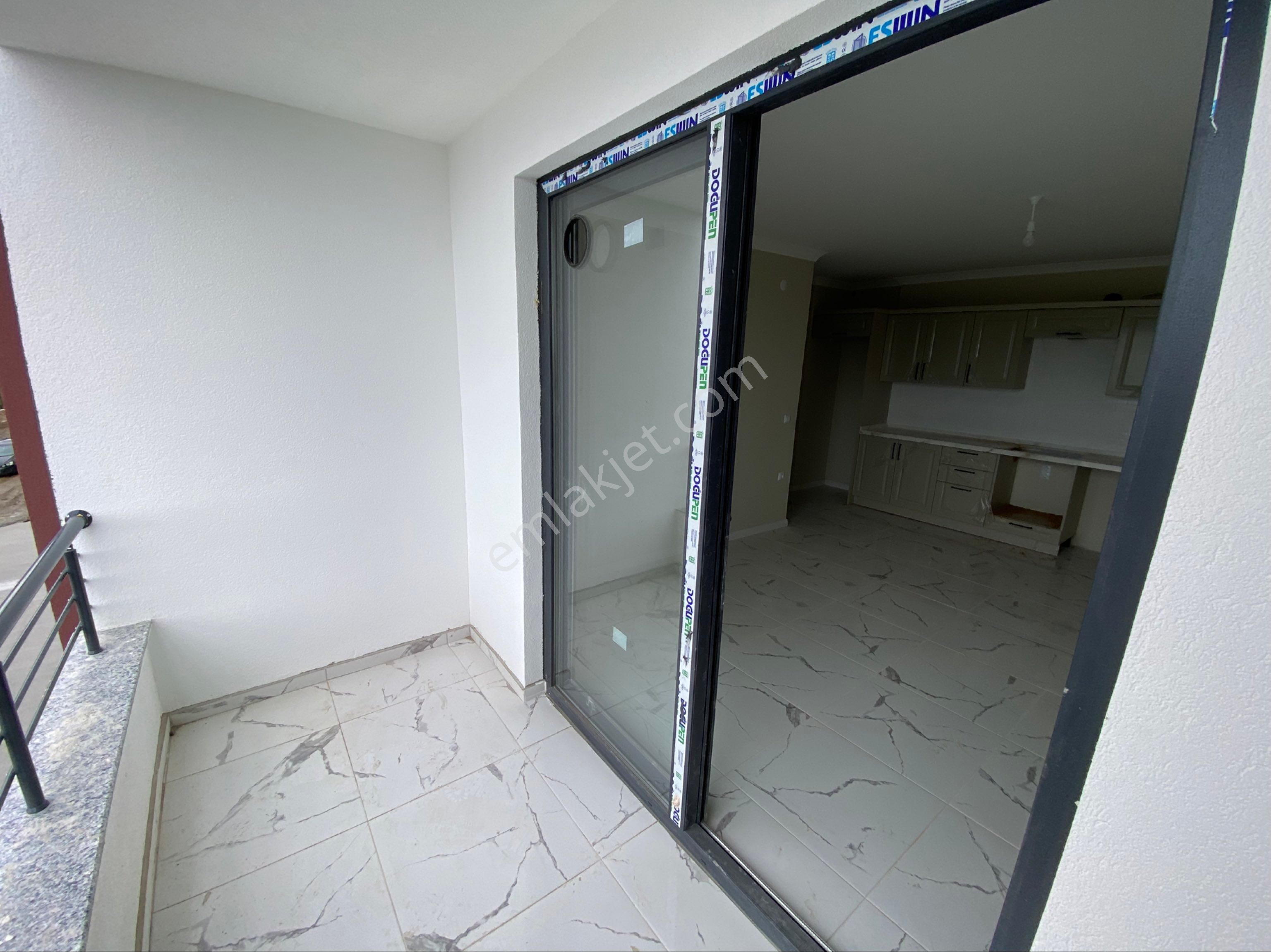 1 Nolu Bostancı Mahallesi Deniz Manzaralı Satılık 2+1 Daire - Görsel 10