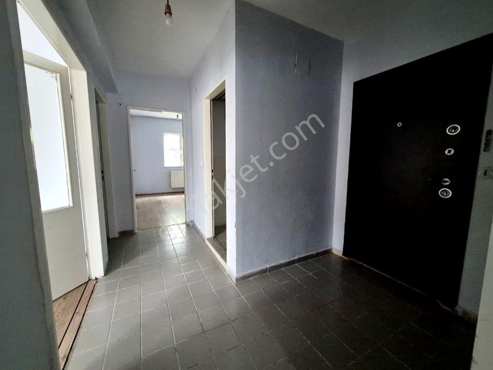 Adapazarı Karaman Mahallesinde Kiralık 3+1 Daire - Görsel 19