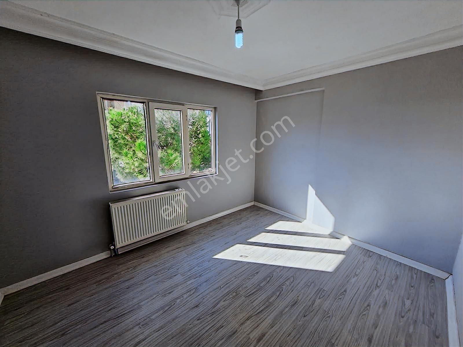 Çukurova Belediye Evlerinde Satılık 3+1 K.mutfak Daire - Görsel 7