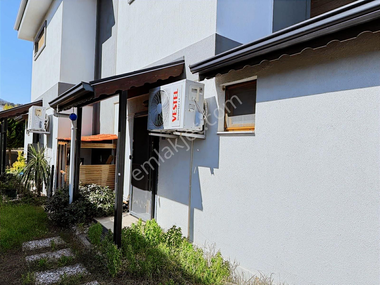 Kuşadası Davutlar'da Satılık Köşe Başı Eşyalı Villa - Görsel 4