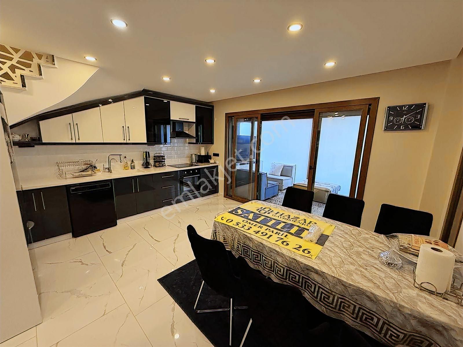 Kuşadası Davutlar'da Satılık Köşe Başı Eşyalı Villa - Görsel 24