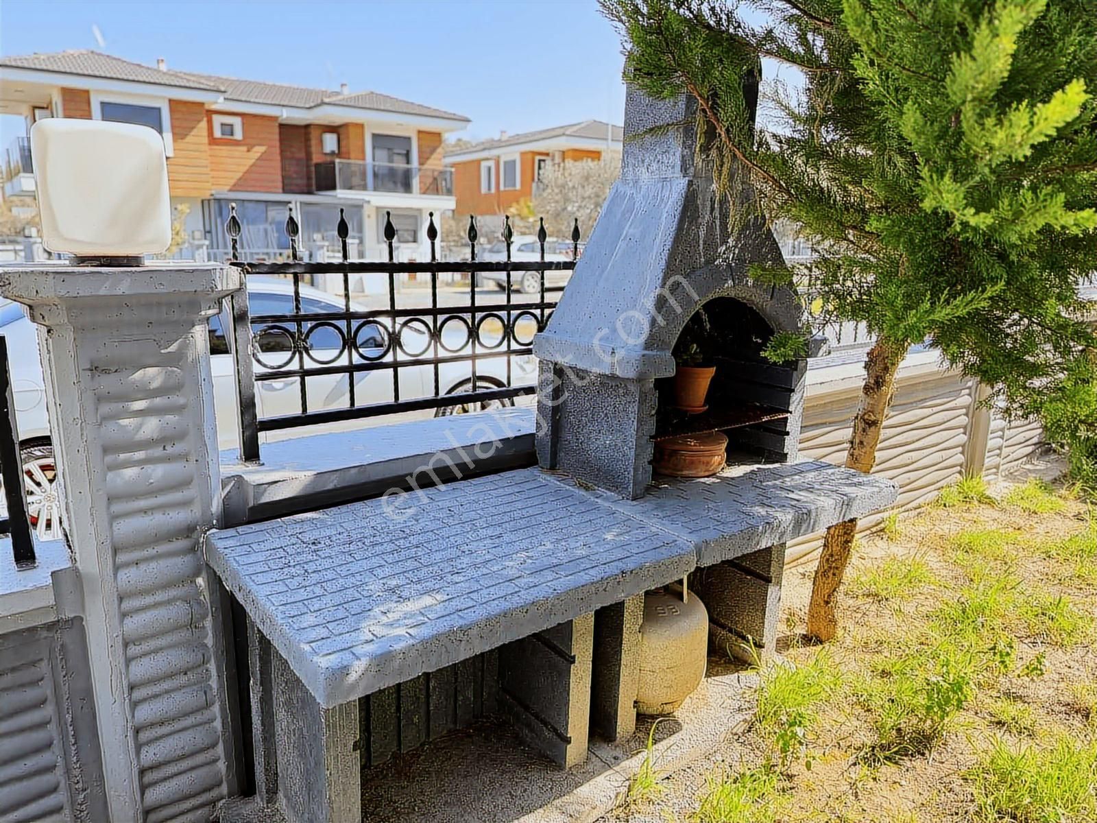 Kuşadası Davutlar'da Satılık Köşe Başı Eşyalı Villa - Görsel 34