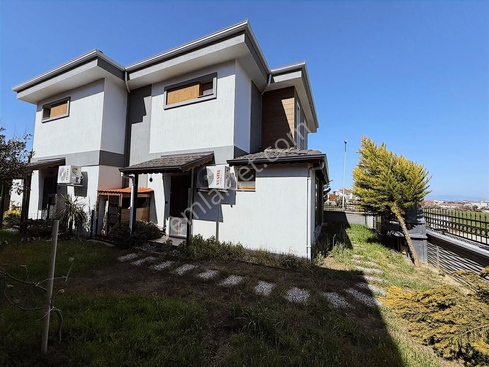 Kuşadası Davutlar'da Satılık Köşe Başı Eşyalı Villa - Görsel 20