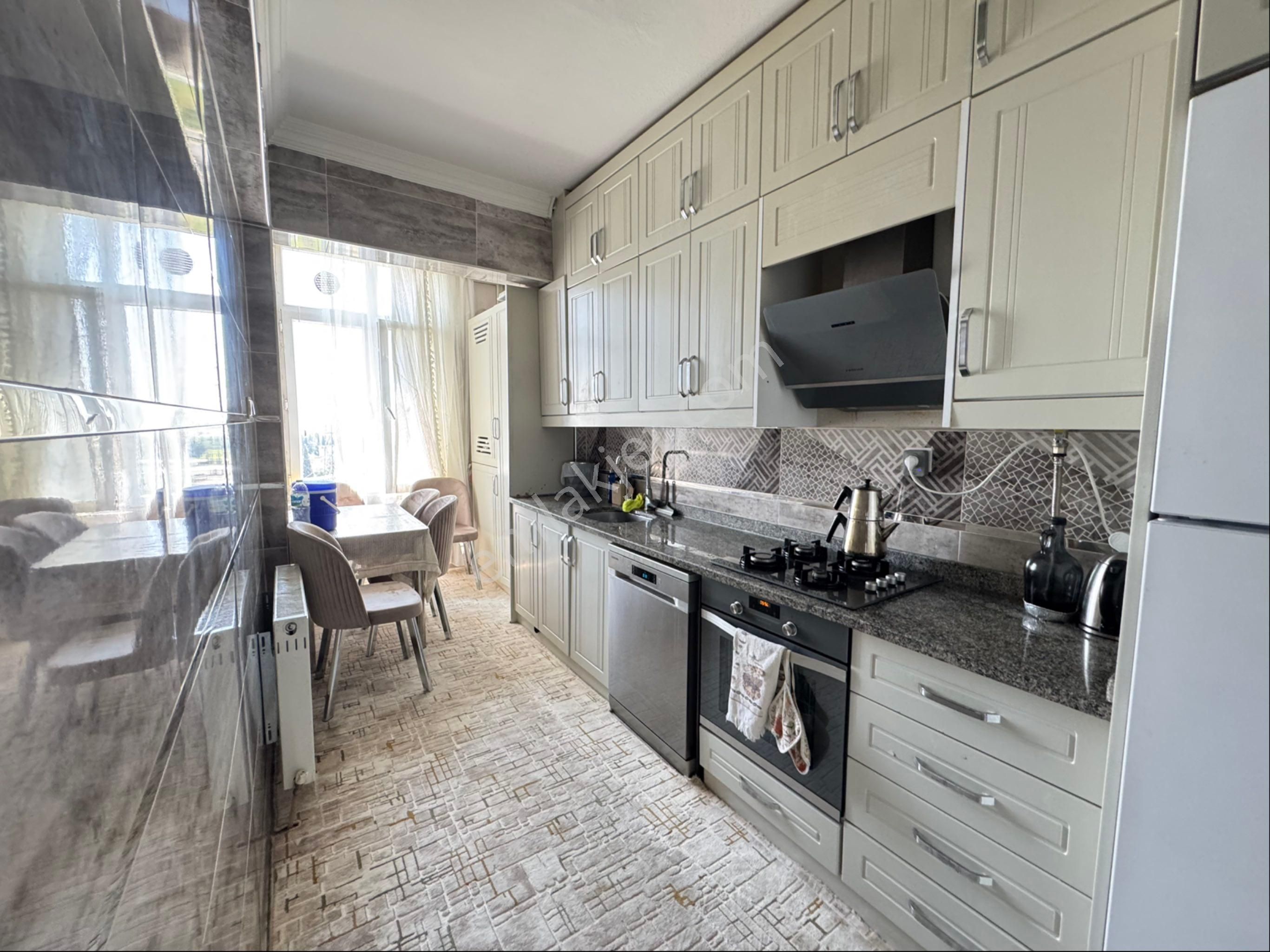 Emir Gayrimenkulden Gazikent De 3+1 Masrafsız Bakımlı Daire - Görsel 30