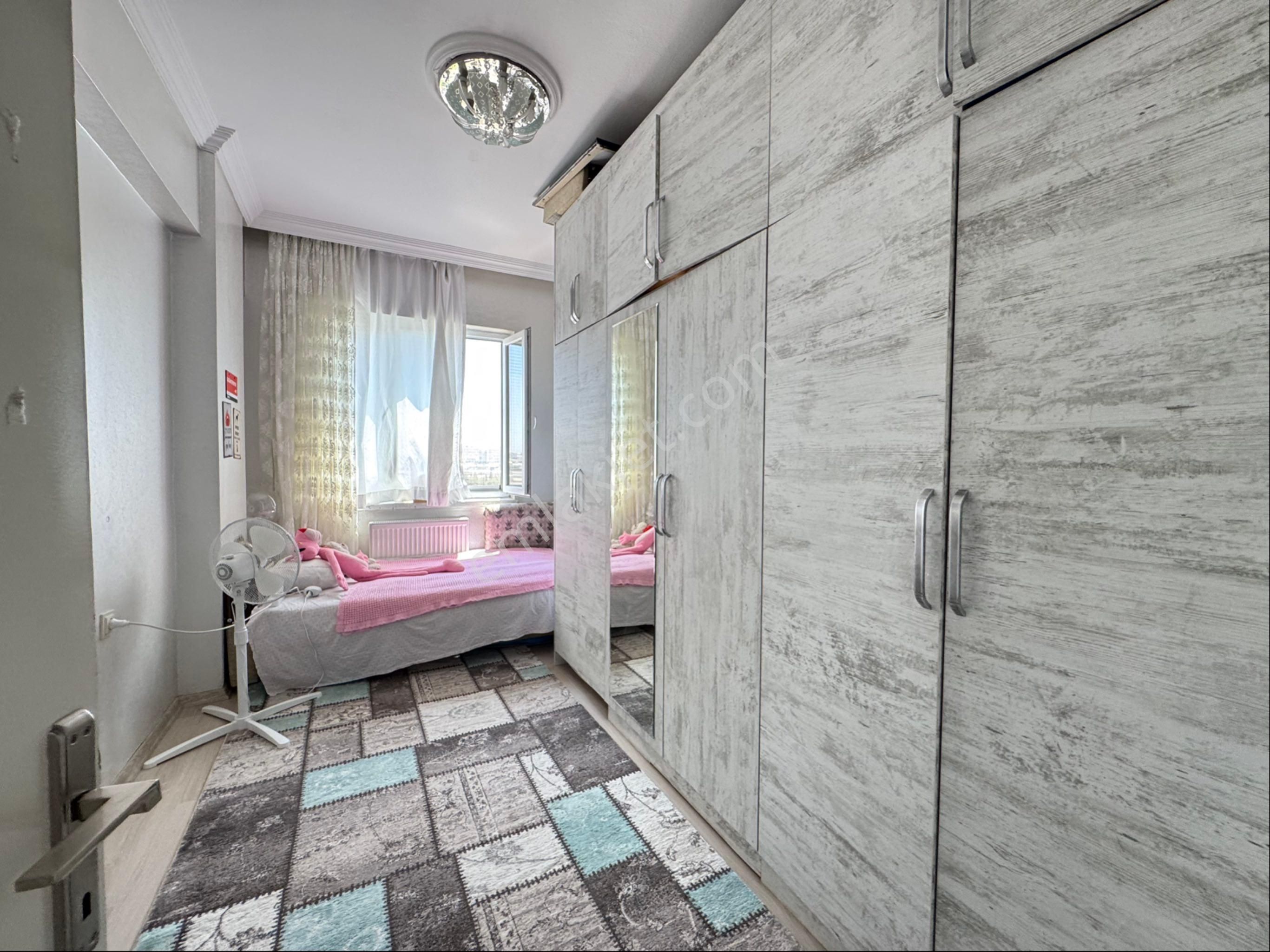 Emir Gayrimenkulden Gazikent De 3+1 Masrafsız Bakımlı Daire - Görsel 24