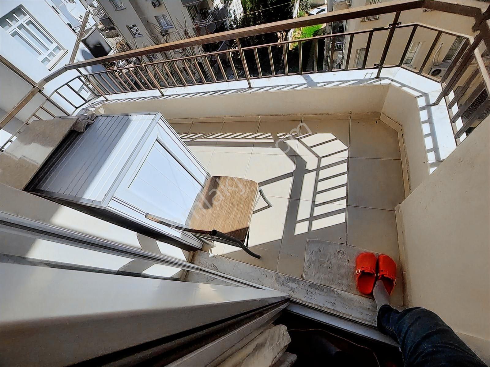 K.evrende Bulvar Üzeri İskanlı Az Katlı Kap.mutfak - Görsel 15