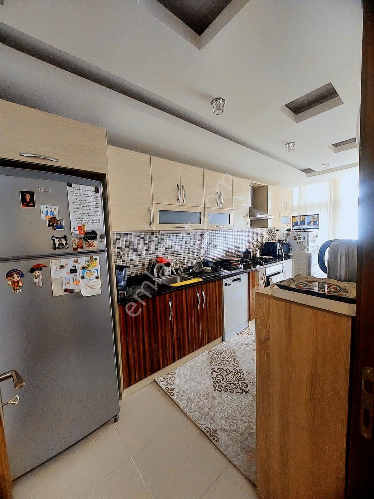 K.evrende Bulvar Üzeri İskanlı Az Katlı Kap.mutfak - Görsel 8