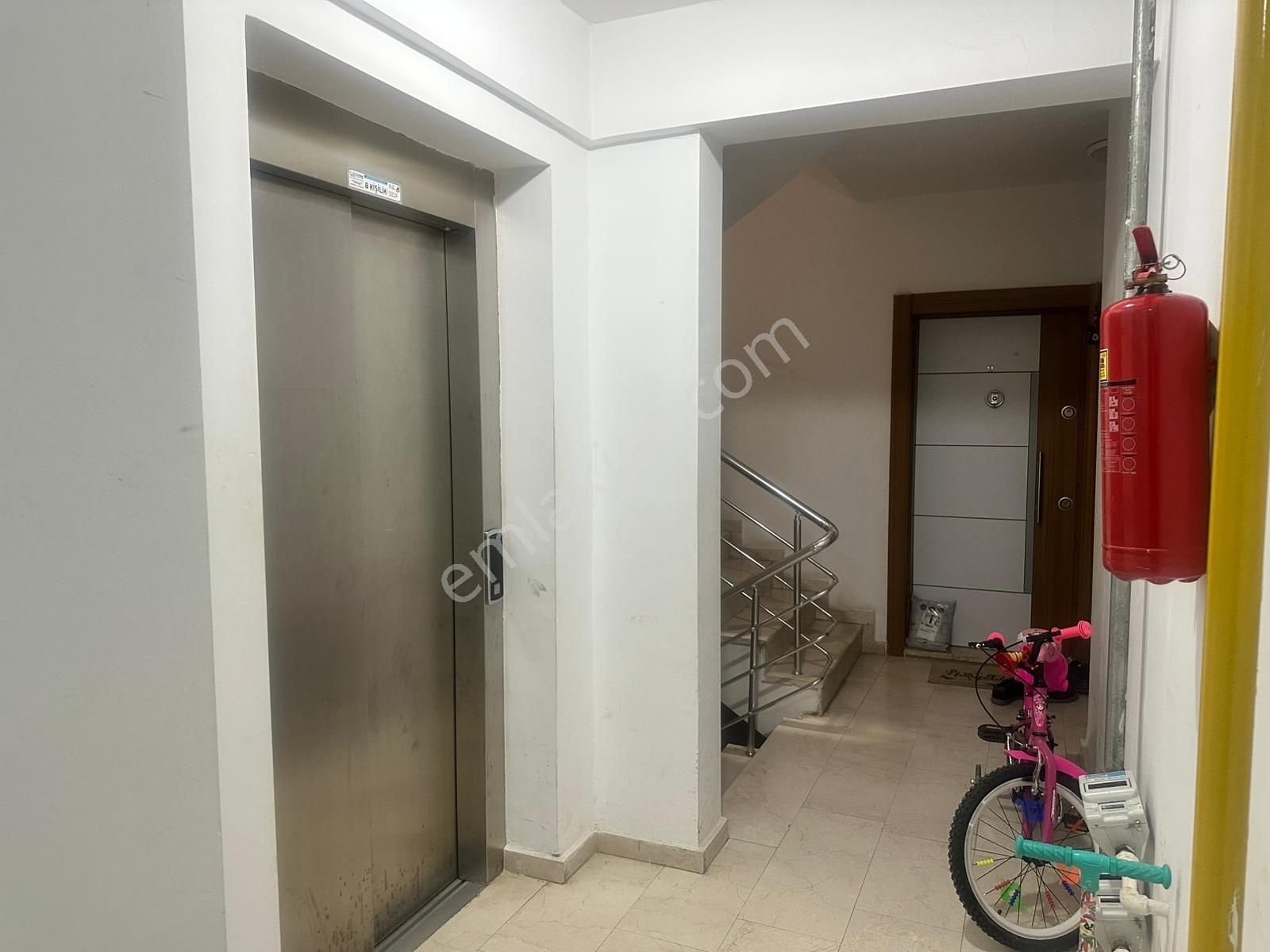 Kumlubel Mahallesi'nde Satılık 2+1 Ara Kat Daire - Görsel 6