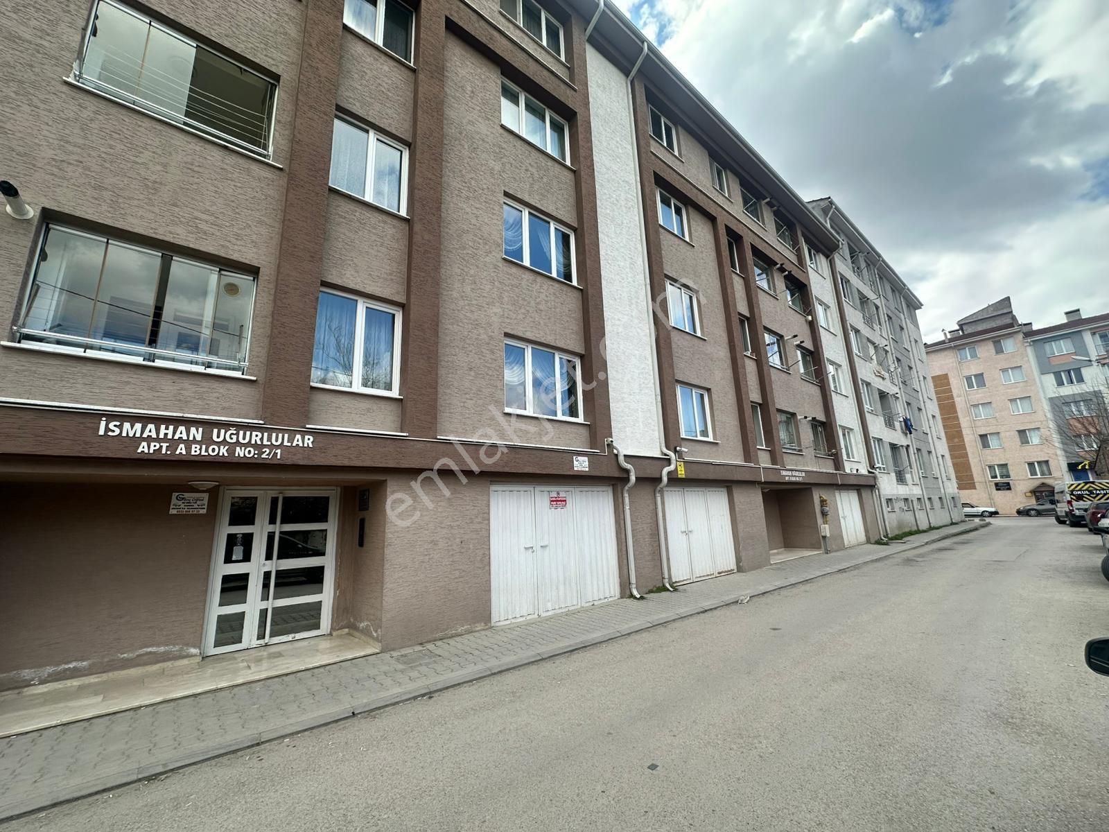 Kumlubel Mahallesi'nde Satılık 2+1 Ara Kat Daire - Görsel 21