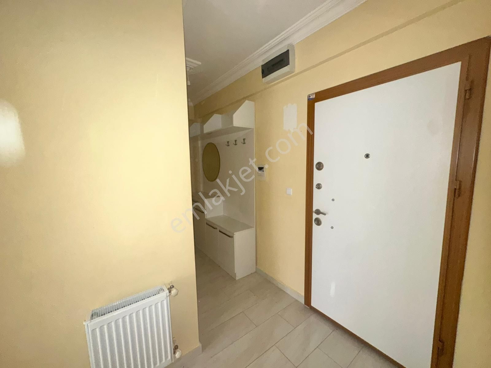 Kumlubel Mahallesi'nde Satılık 2+1 Ara Kat Daire - Görsel 7