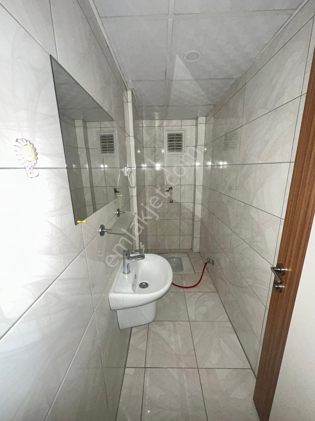 Kumlubel Mahallesi'nde Satılık 2+1 Ara Kat Daire - Görsel 20