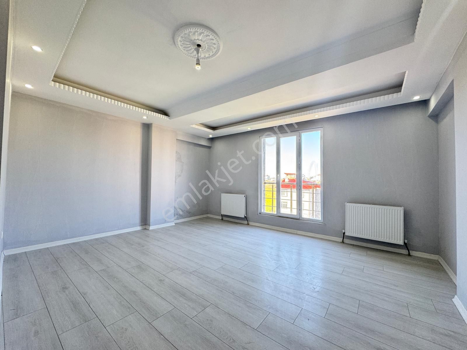 Ömer Halisdemir Mh. Merkezi Konum'da 2+1 Ankanstreli Lüks Daire - Görsel 15