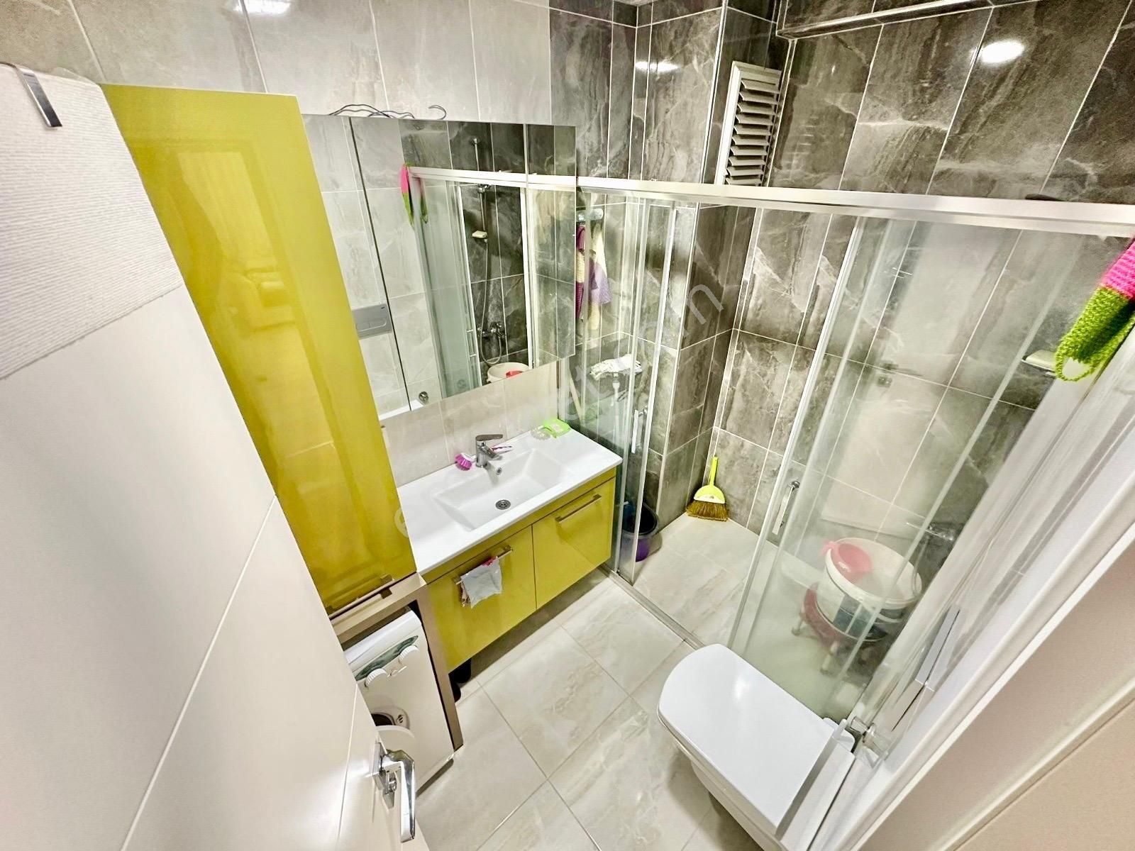 ꧁akçay Ay Emlak'tan꧂ikizçay'da Kombili Ebeveyn Banyolu Ara Kat Ön Cephe Asansörlü Satılık 2+1 Daire - Görsel 26