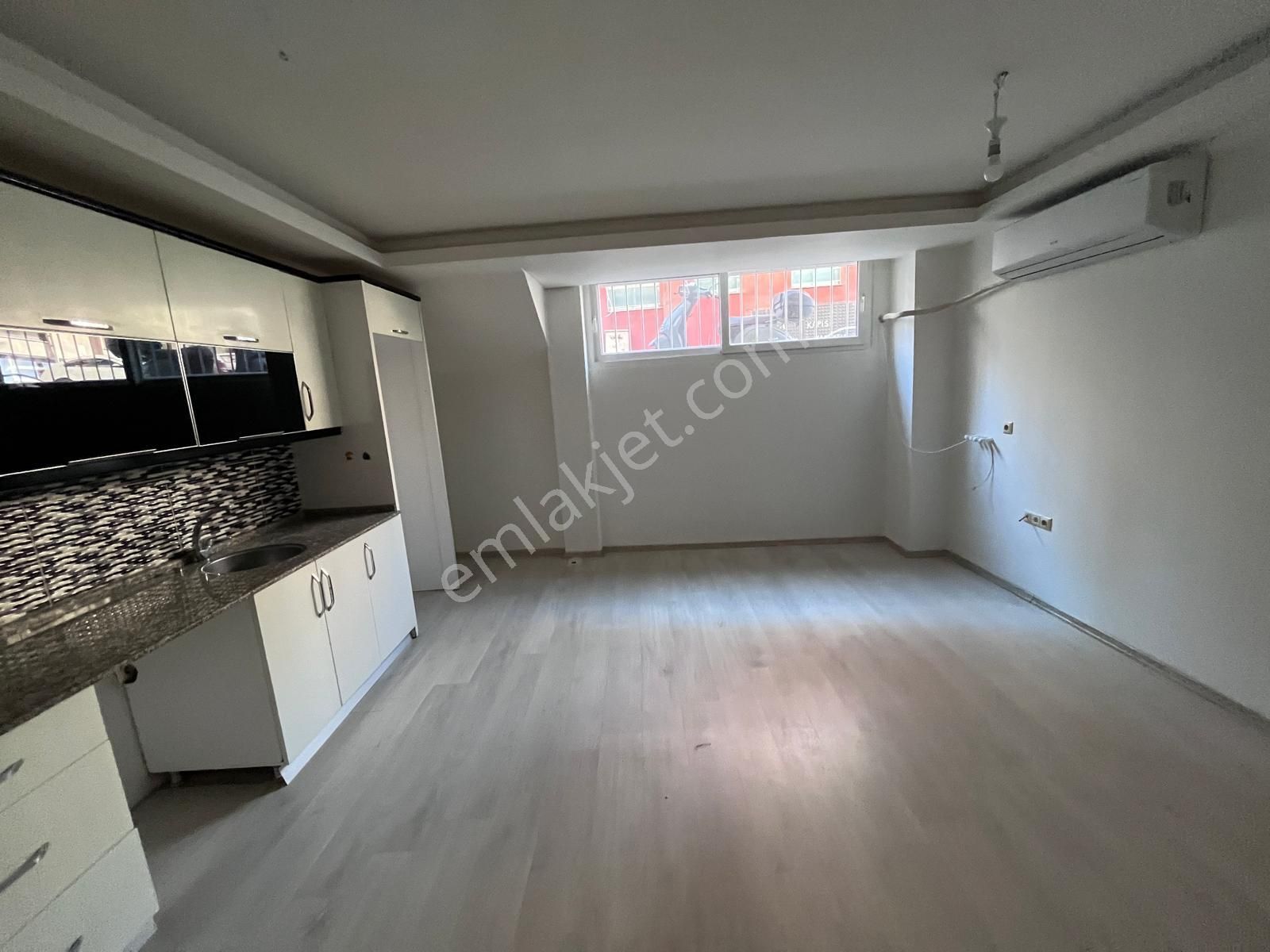 Re/max Arma'dan Buca Yaylacık Mah. Merkezi Konumda 2+1 Geniş Satılık Daire - Görsel 6