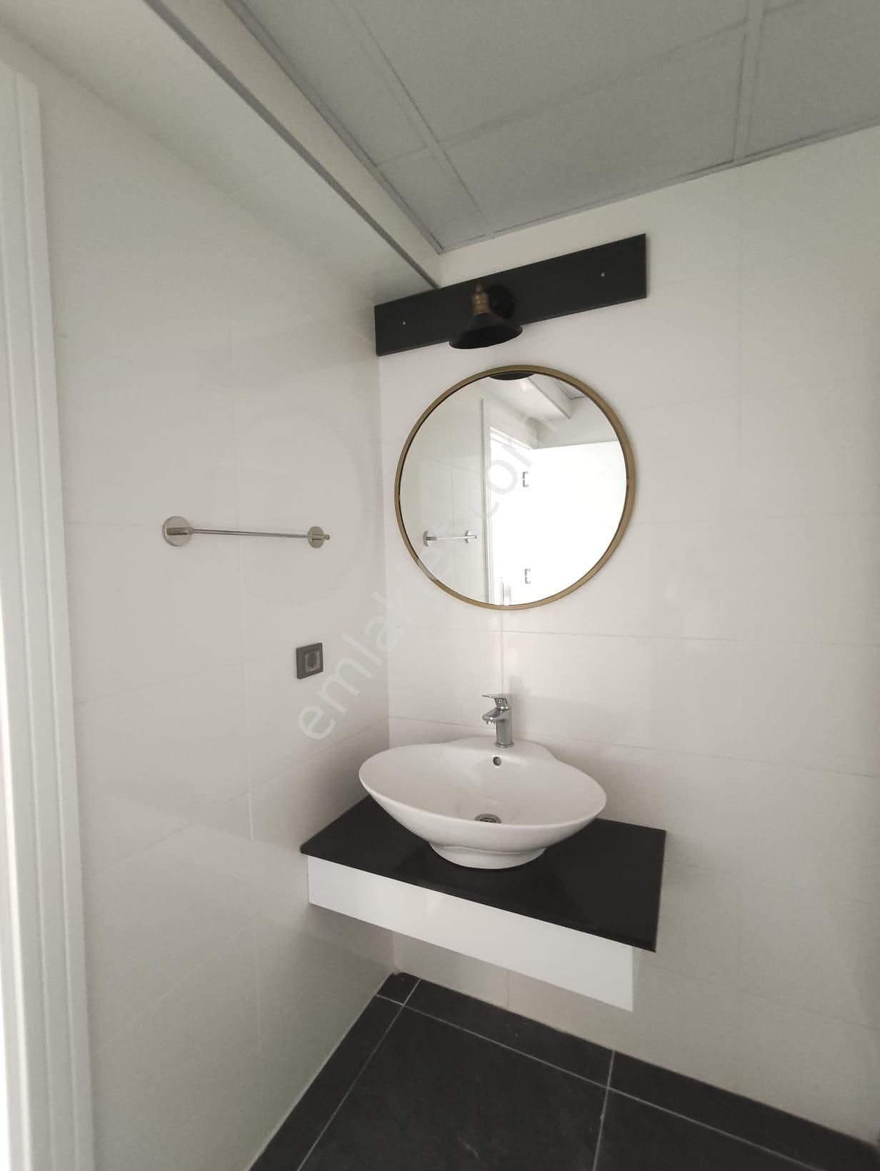 Erdemli Çeşmeli Mah.de Deniz Manzaralı & Aqua Parklı & Spor Salonlu & Full Eşyalı 2+1 Daire - Görsel 8