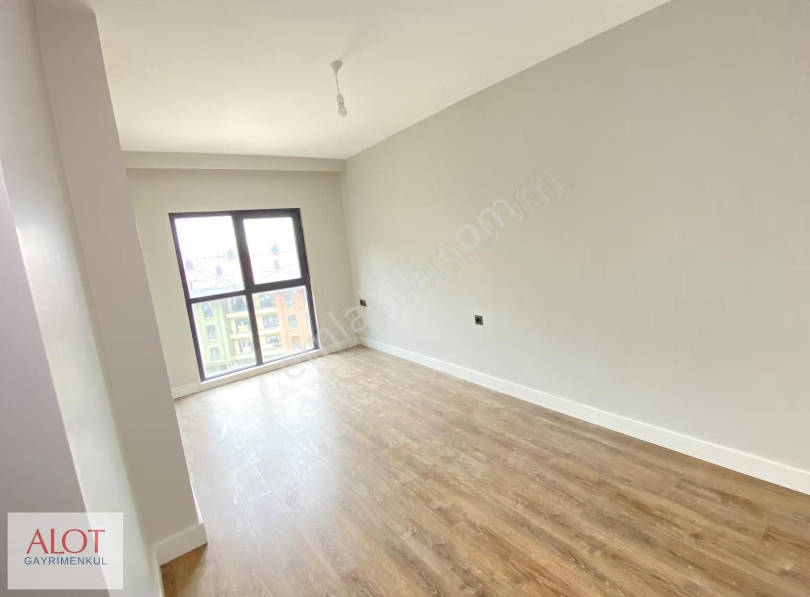 Ana Cadde Üzeri3+1ebeveyn Banyolu Yerden Isıtmalı 2. Kat - Görsel 6