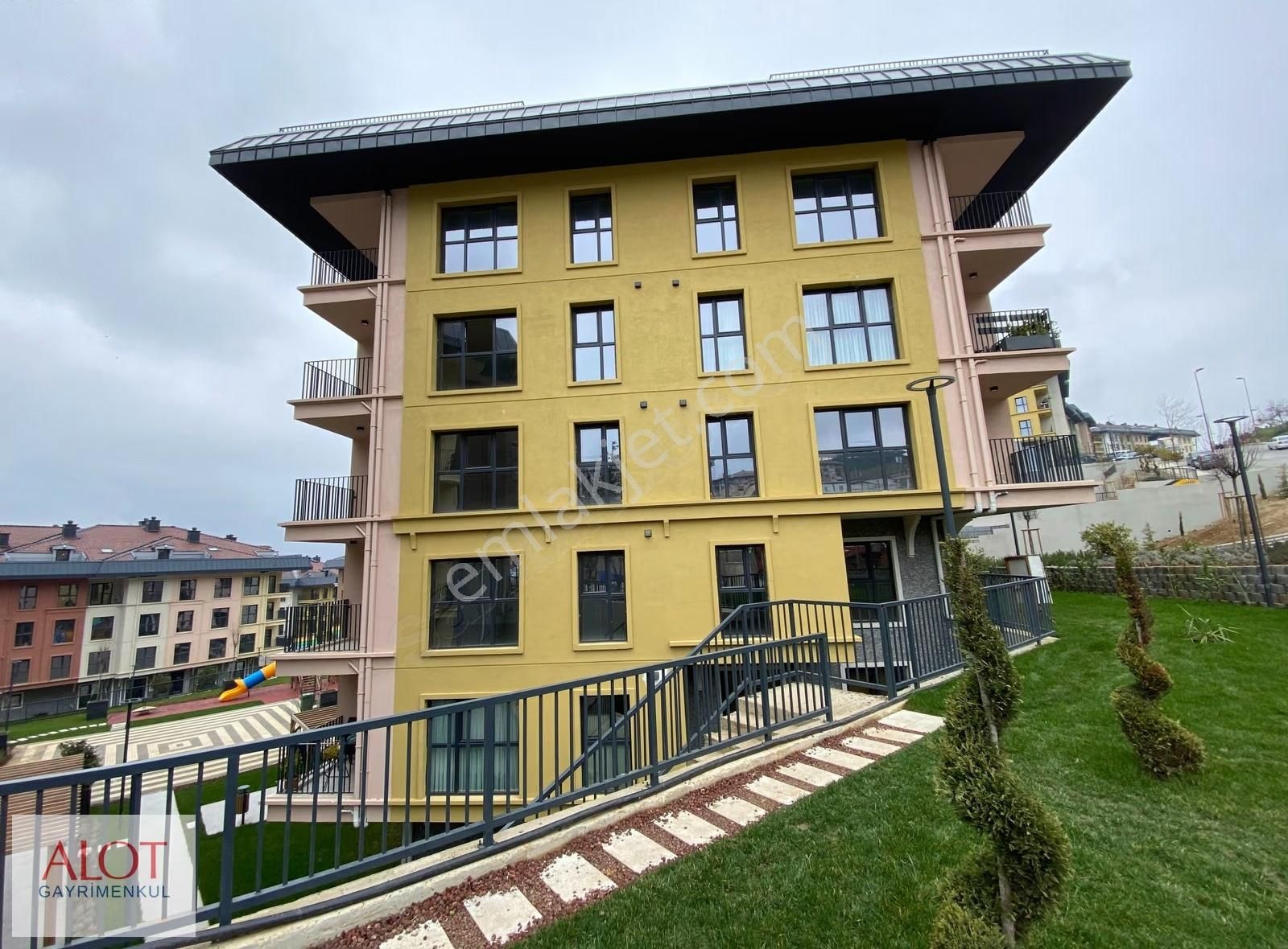 Ana Cadde Üzeri3+1ebeveyn Banyolu Yerden Isıtmalı 2. Kat - Görsel 22