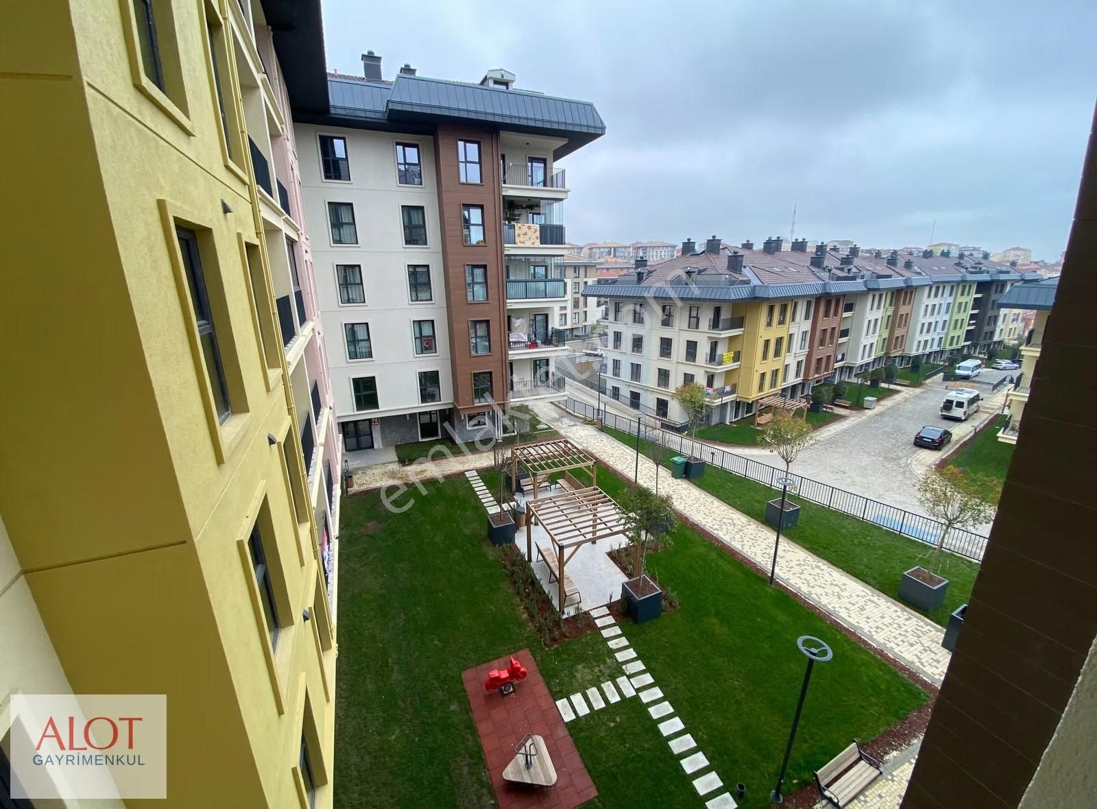 2+1ebeveyn Banyoluyerden Isıtmalıbalkon Yeşil Alan Görselli - Görsel 22