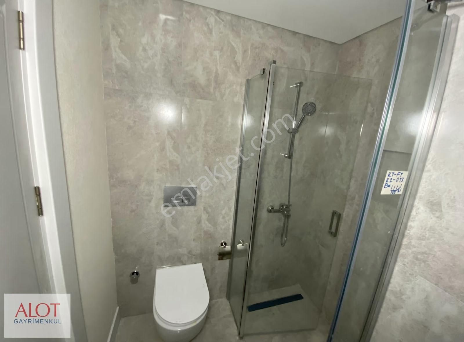 2+1ebeveyn Banyoluyerden Isıtmalıbalkon Yeşil Alan Görselli - Görsel 12