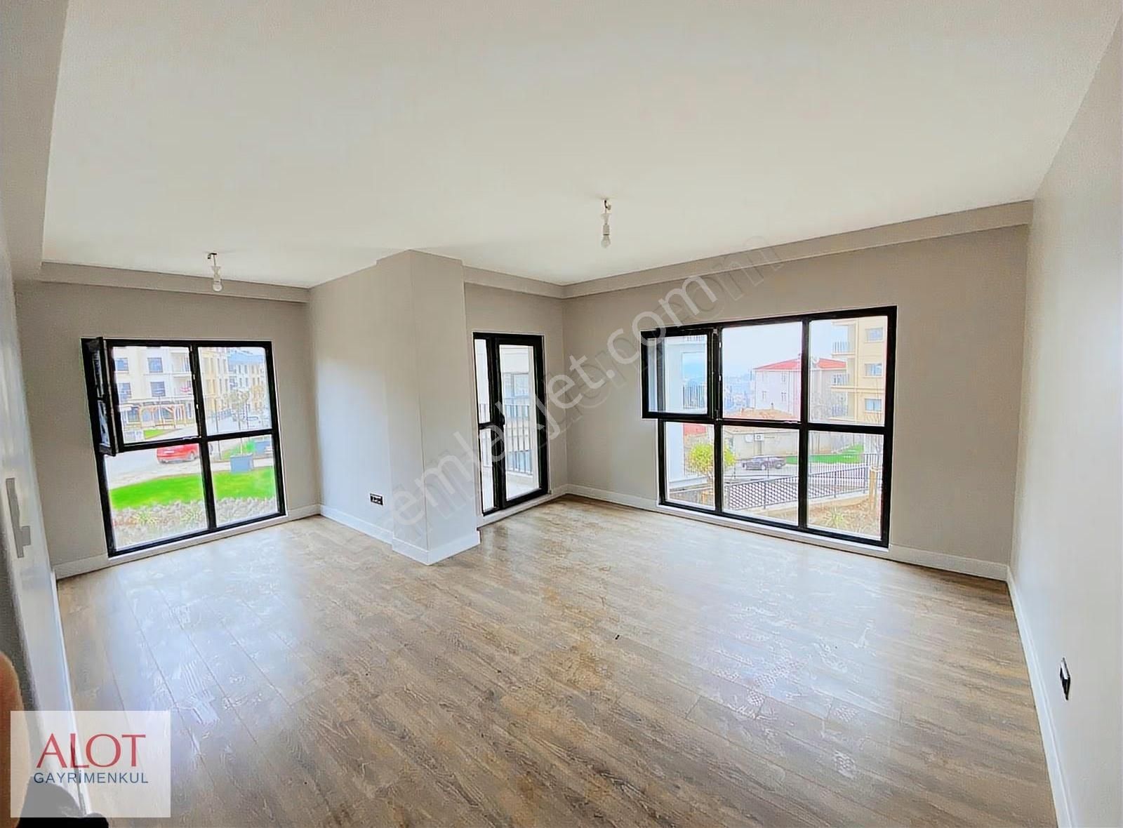 Cadde Üzeri3+1ebeveyn Banyolu- Yerden Isıtmalı Ara Kat - Görsel 21