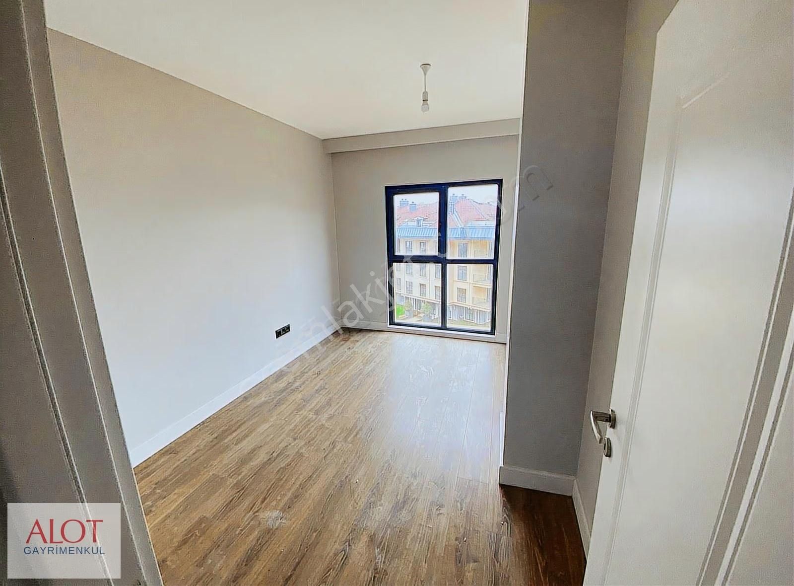 3+1 Ebeveyn Banyolu Yerden Isıtmalı 2. Kat Deniz Manzaralı - Görsel 5