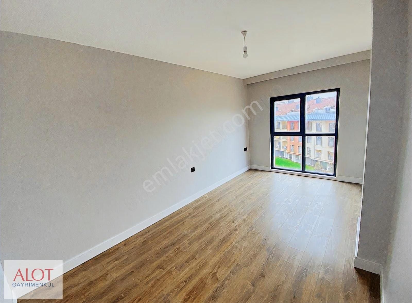 3+1 Ebeveyn Banyolu Yerden Isıtmalı 2. Kat Deniz Manzaralı - Görsel 2