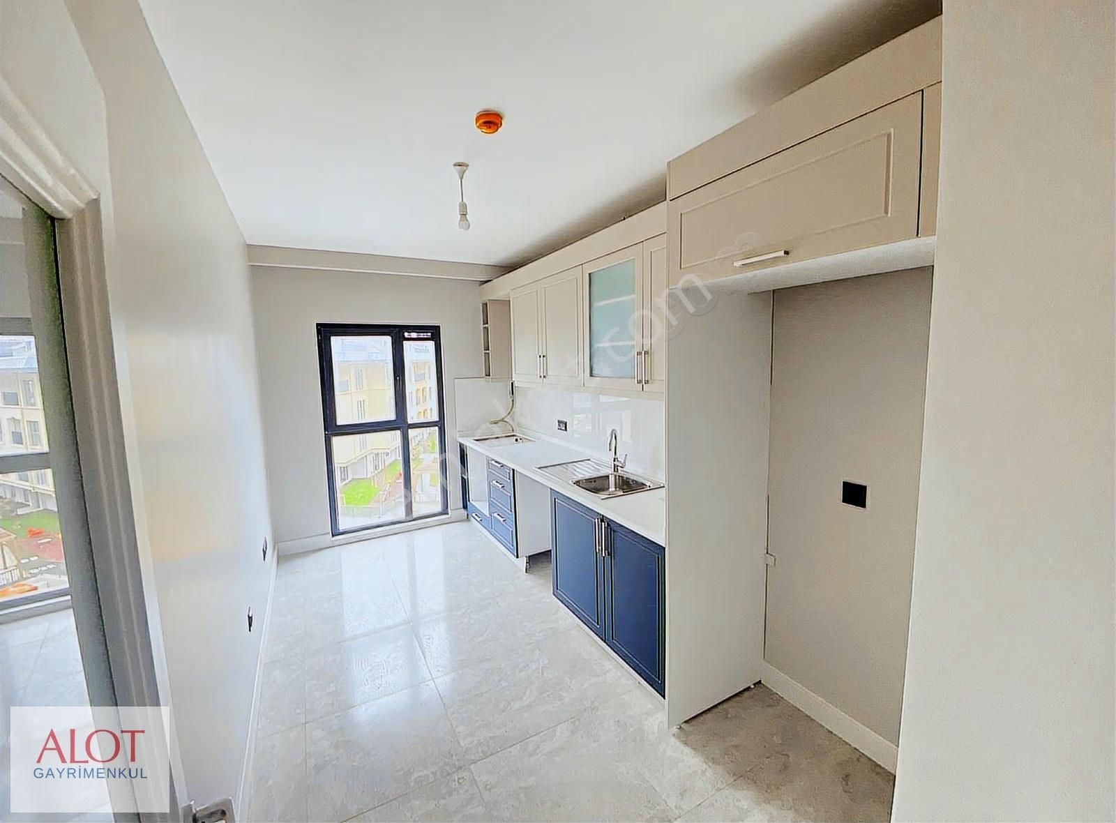 3+1 Ebeveyn Banyolu Yerden Isıtmalı 2. Kat Deniz Manzaralı - Görsel 14