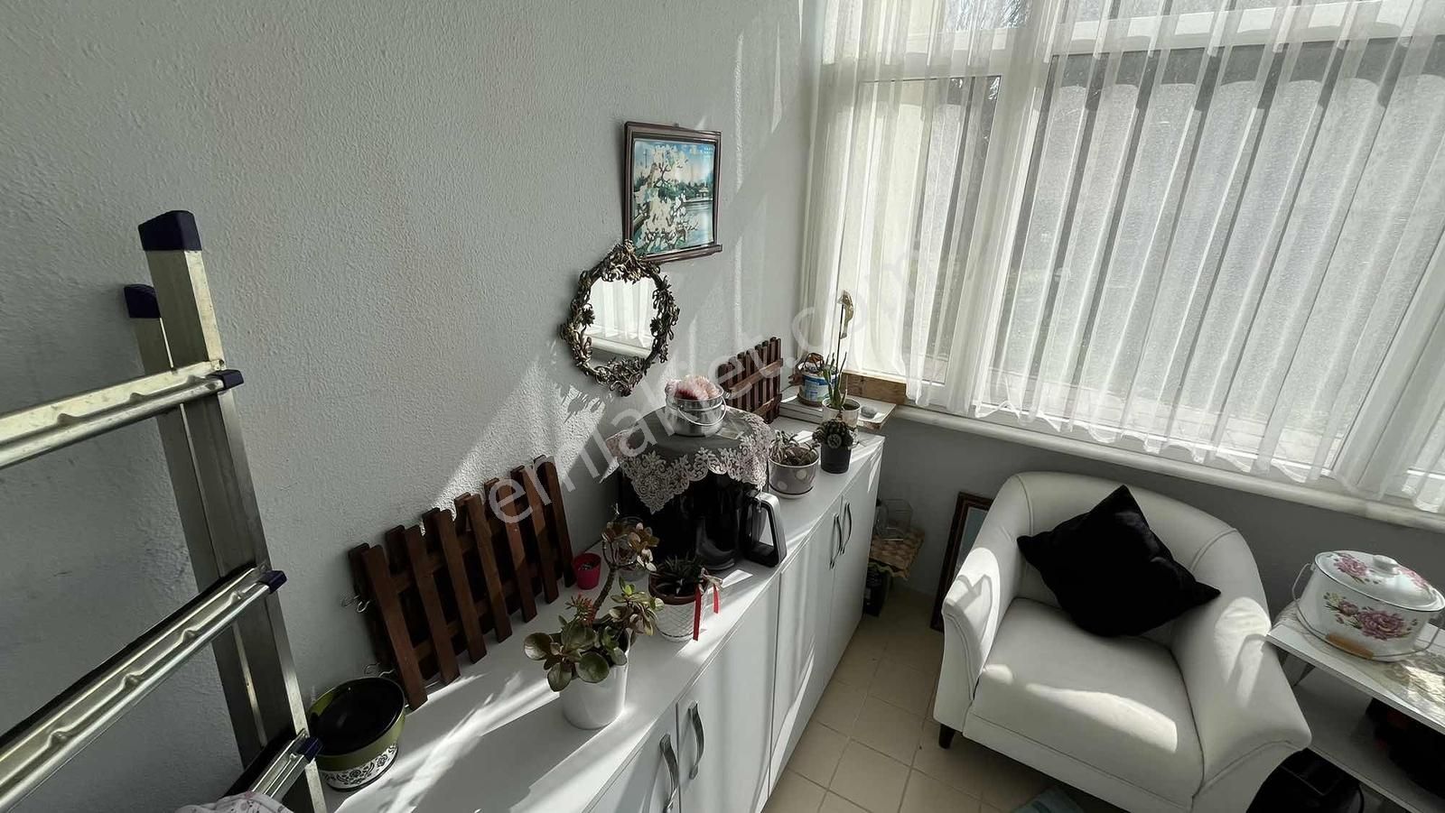 Mimaroba Emlak Bankası Konutları 4.kısımda Satılık 1+1 Daire - Görsel 26