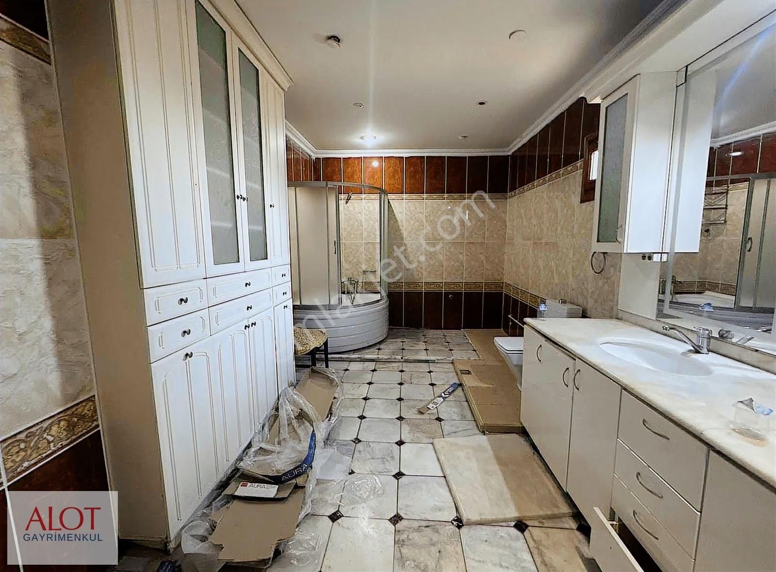 Çamlıca Kısıklı Mah. 5+1 Kiralık Dubleks - Görsel 16