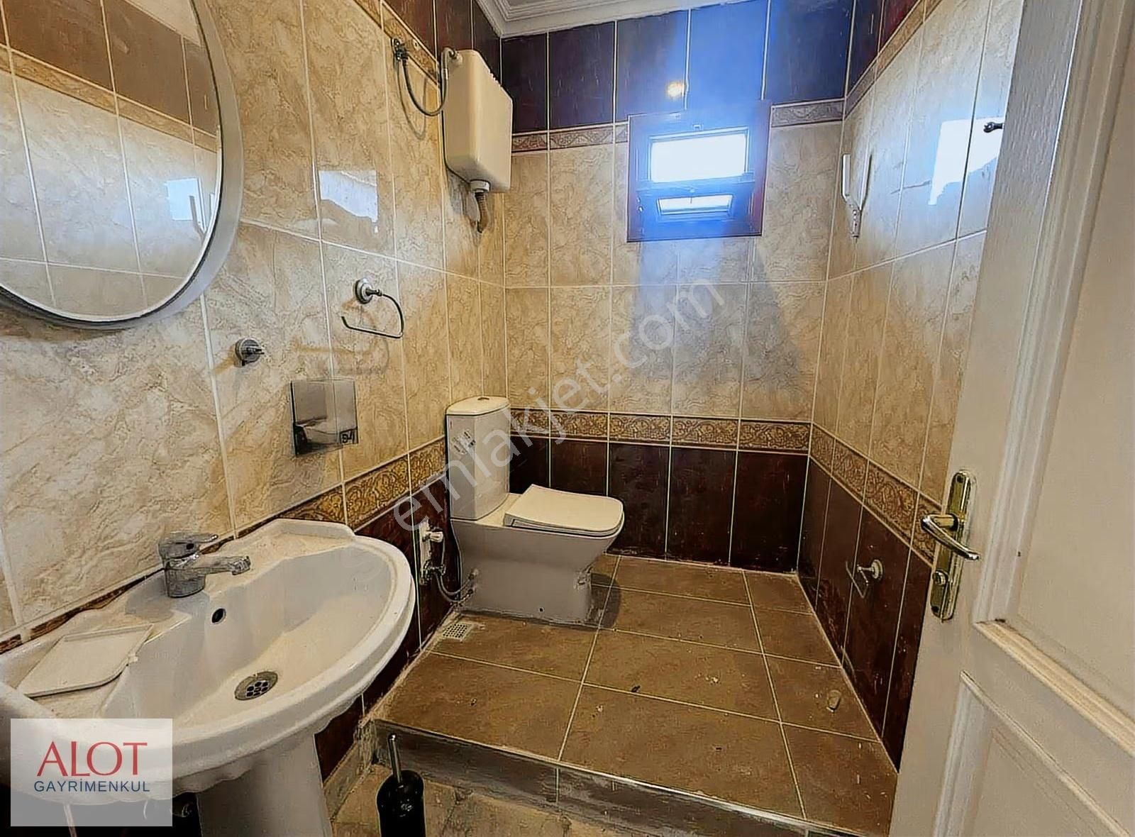 Çamlıca Kısıklı Mah. 5+1 Kiralık Dubleks - Görsel 15