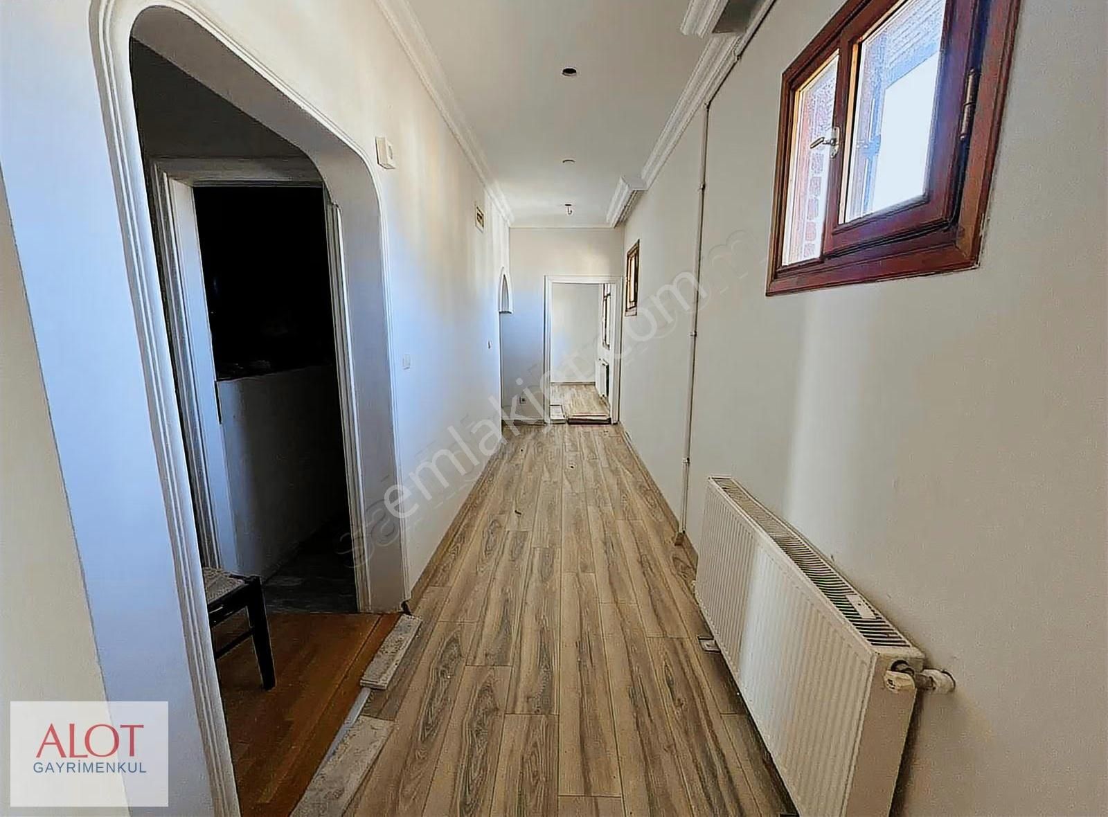 Çamlıca Kısıklı Mah. 5+1 Kiralık Dubleks - Görsel 23