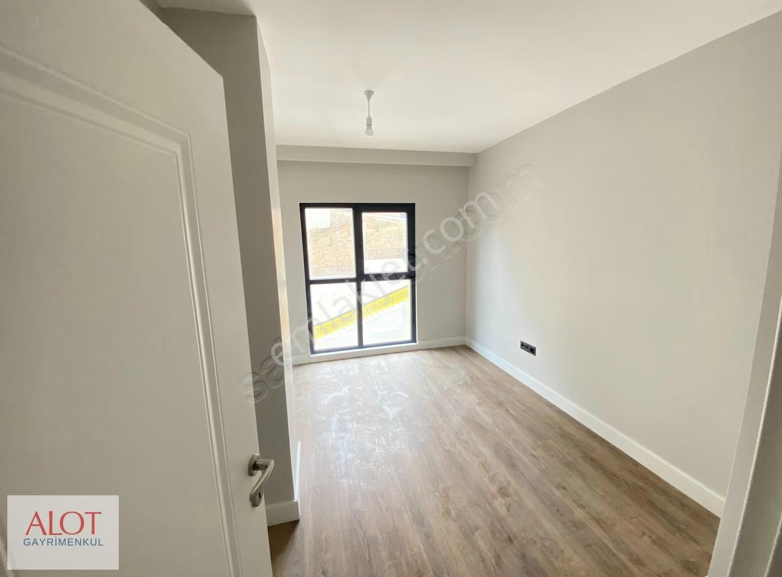 3+1 Ebeveyn Banyolu Yerden Isıtmalı 2. Kat Deniz Manzaralı - Görsel 22