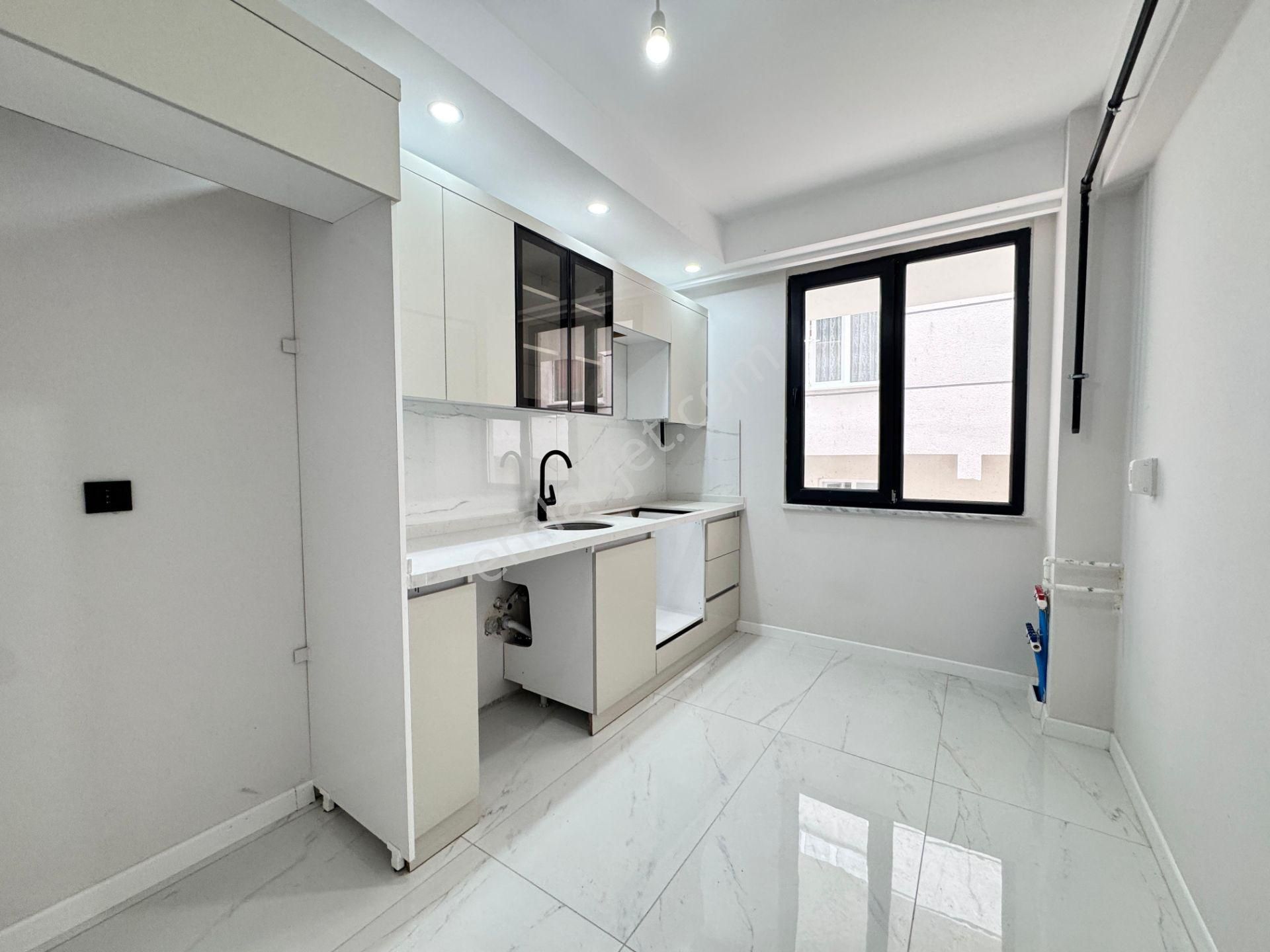 Hastane'nin Orda 2+1 Sıfır Lüks!!fırsat!! Geniş Bahçeli Dairemiz - Görsel 4