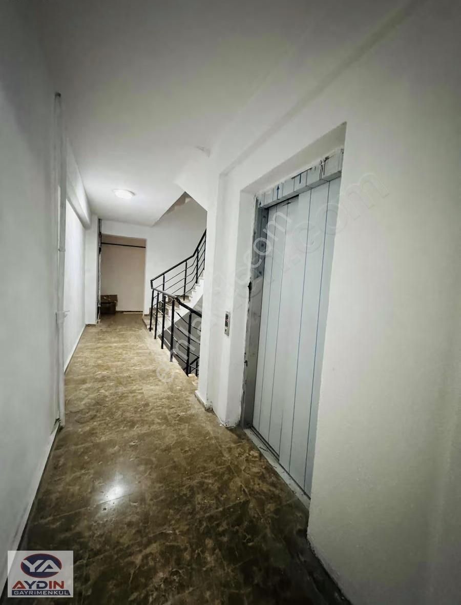 Çayırova Atatürk Mah.de 120 M2 Genişliğinde 3+1 Satılık Ara Katı - Görsel 16