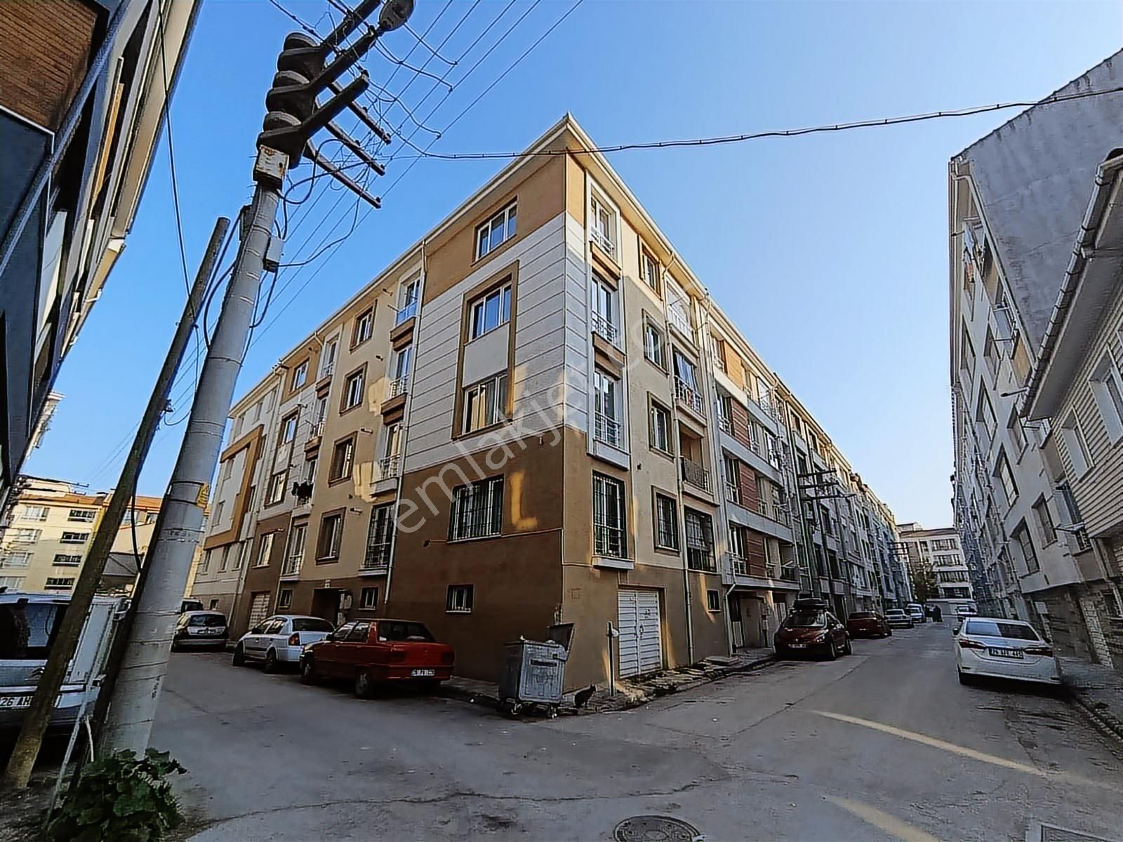 Balkan Gündüz'den Kumlubel Mahallesınde Kıralık 2+1 Daıre