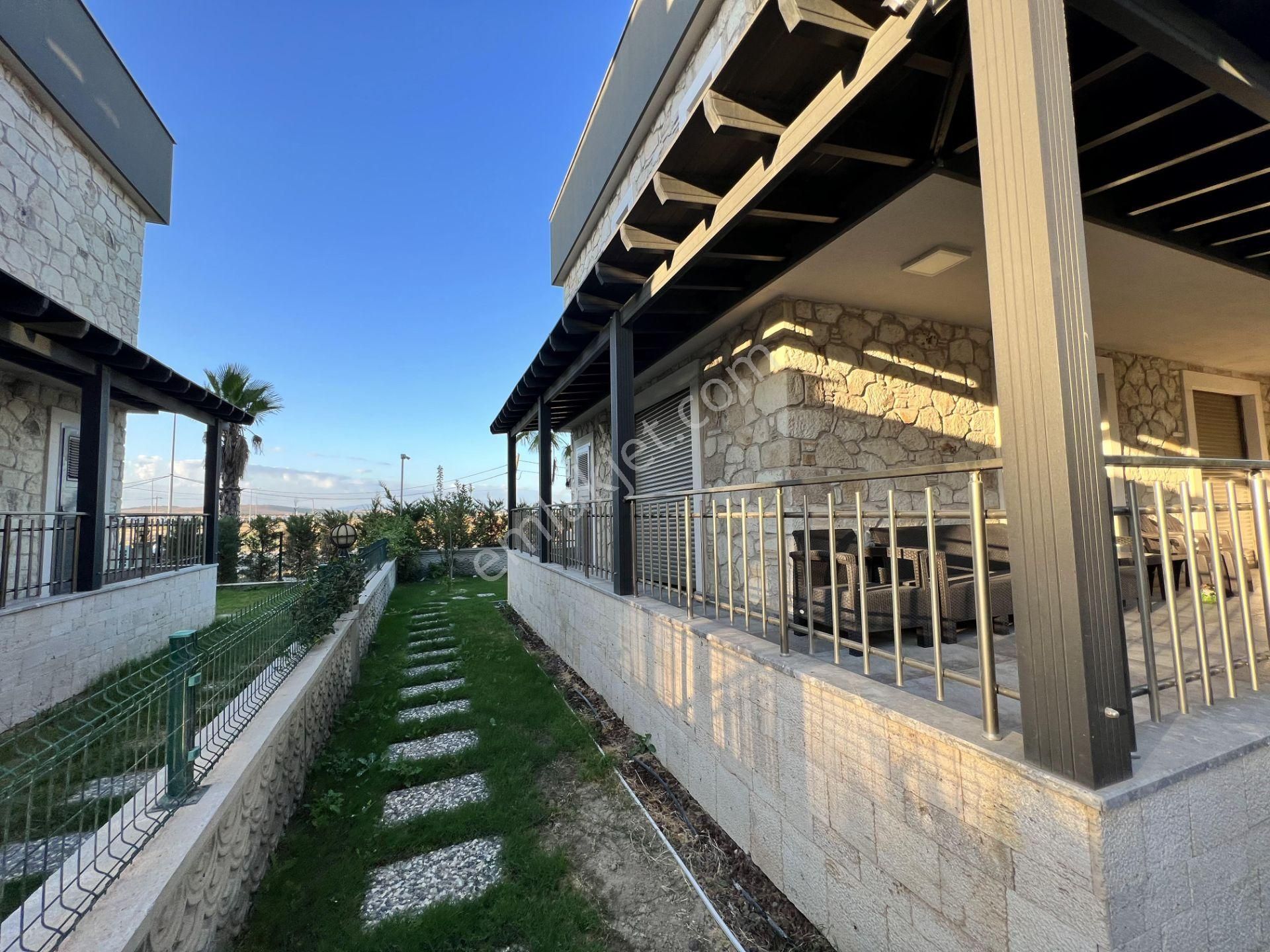 Ayvalık Sarımsaklı Da Satılık Villalar.denize 50 Metre Mesafede. - Görsel 19