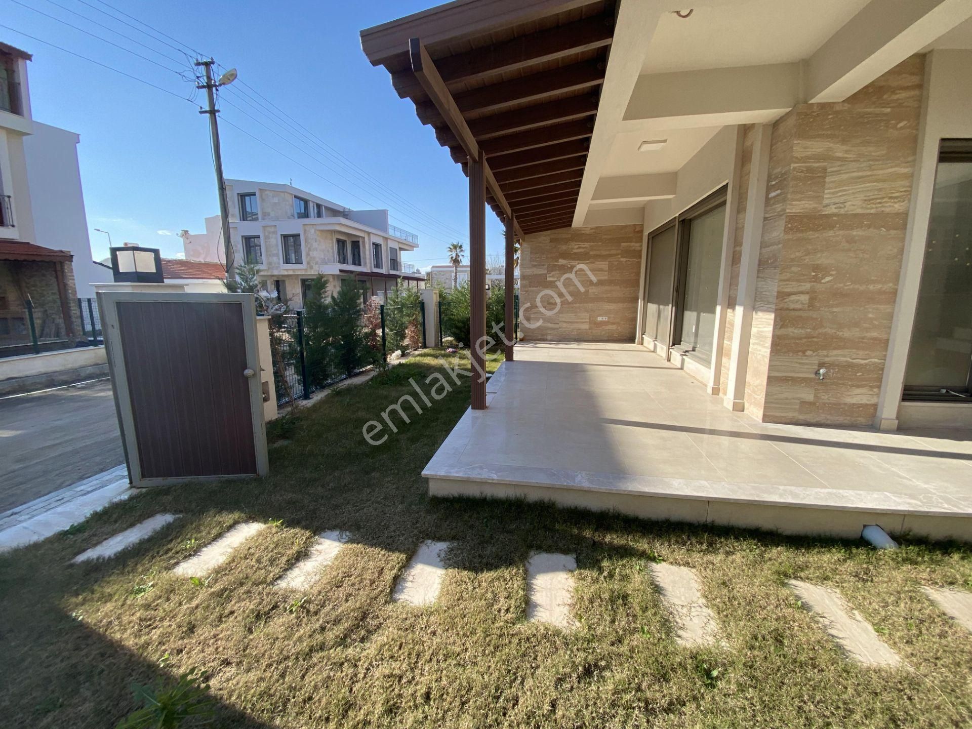 Ayvalık Sarımsaklı Da Satılık Villalar.denize 50 Metre Mesafede. - Görsel 18
