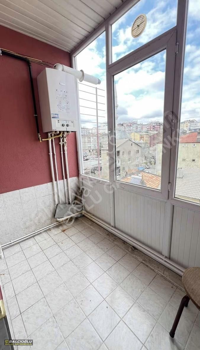 Balcıoğlu Emlaktan Çarşı Merkezde Ara Kat 2+1 Satılık Daire - Görsel 12