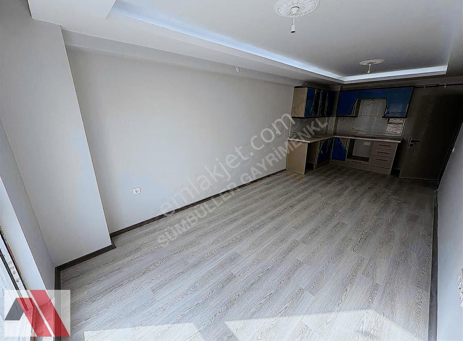 Üniversite Yakını, Sıfır, Balkonlu 1+1 Daire