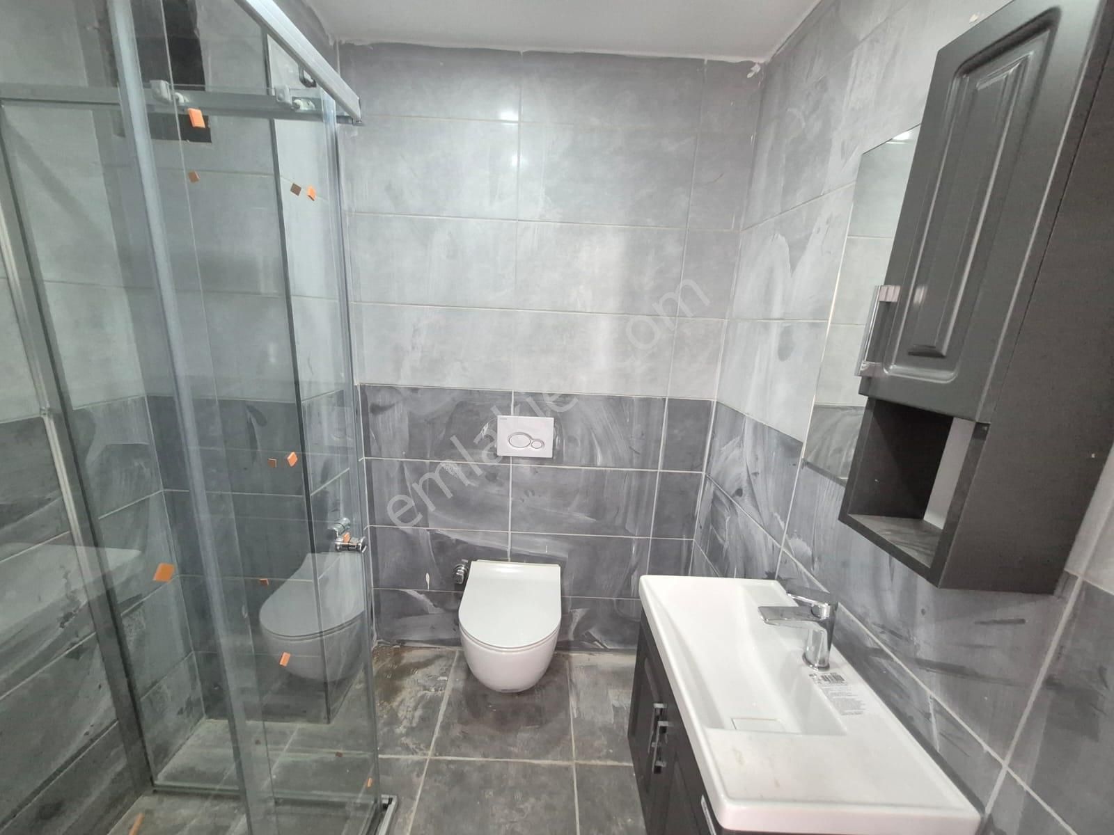 Delux'den Atatürk'te Deniz Manzaralı Ayrı Mutfaklı Kiralık 1+1 - Görsel 22