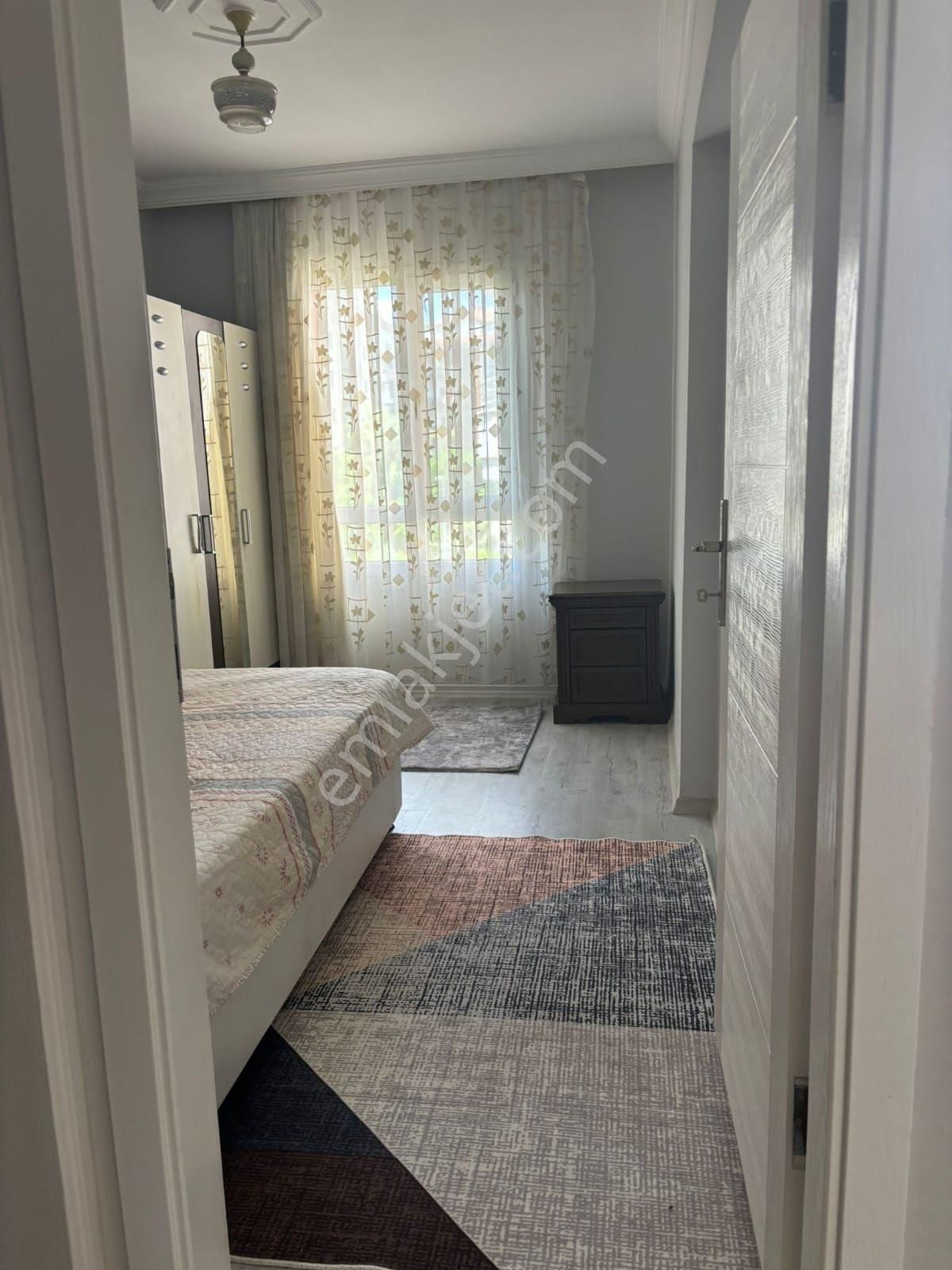 Asansörsuz 3.kat Esyali Yapılı Havuzlu Daire - Görsel 6