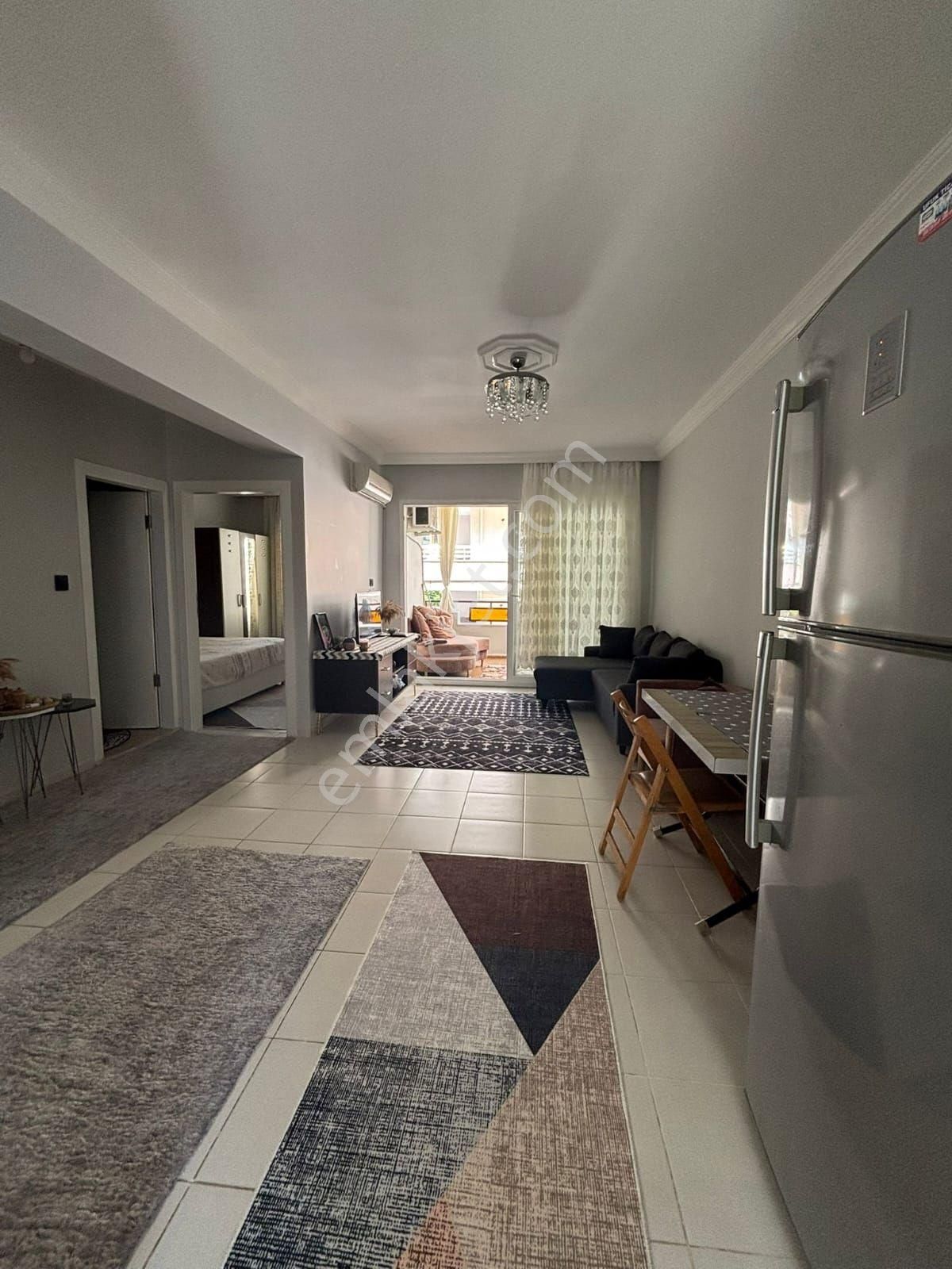 Asansörsuz 3.kat Esyali Yapılı Havuzlu Daire