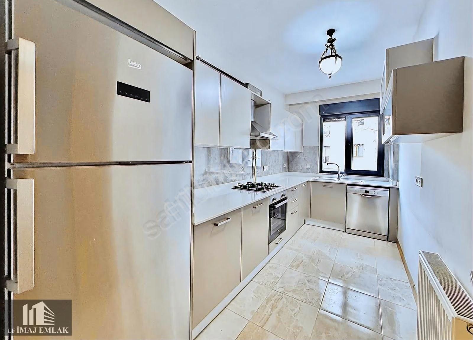 Suadiye'de Bağdat Cad Yakın Boş Balkonlu 95 M2 Net 3+1 - Görsel 31