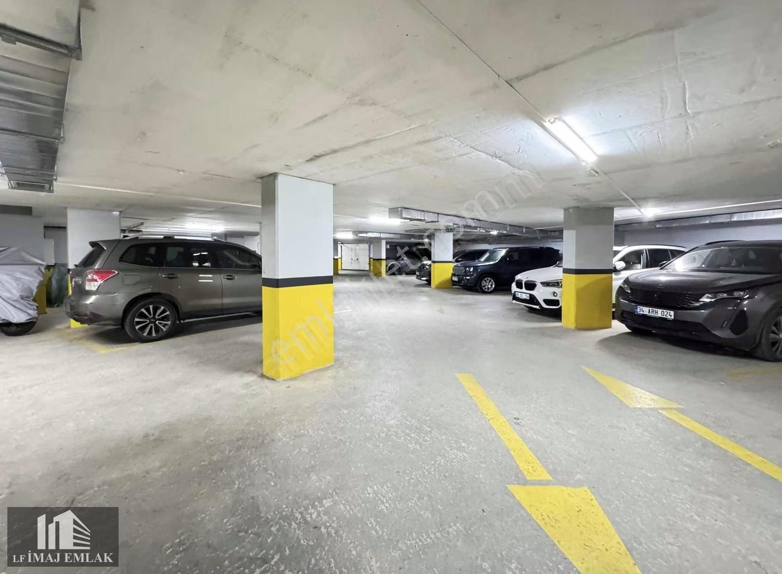 Suadiye'de Bağdat Cad Yakın Boş Balkonlu 95 M2 Net 3+1 - Görsel 16