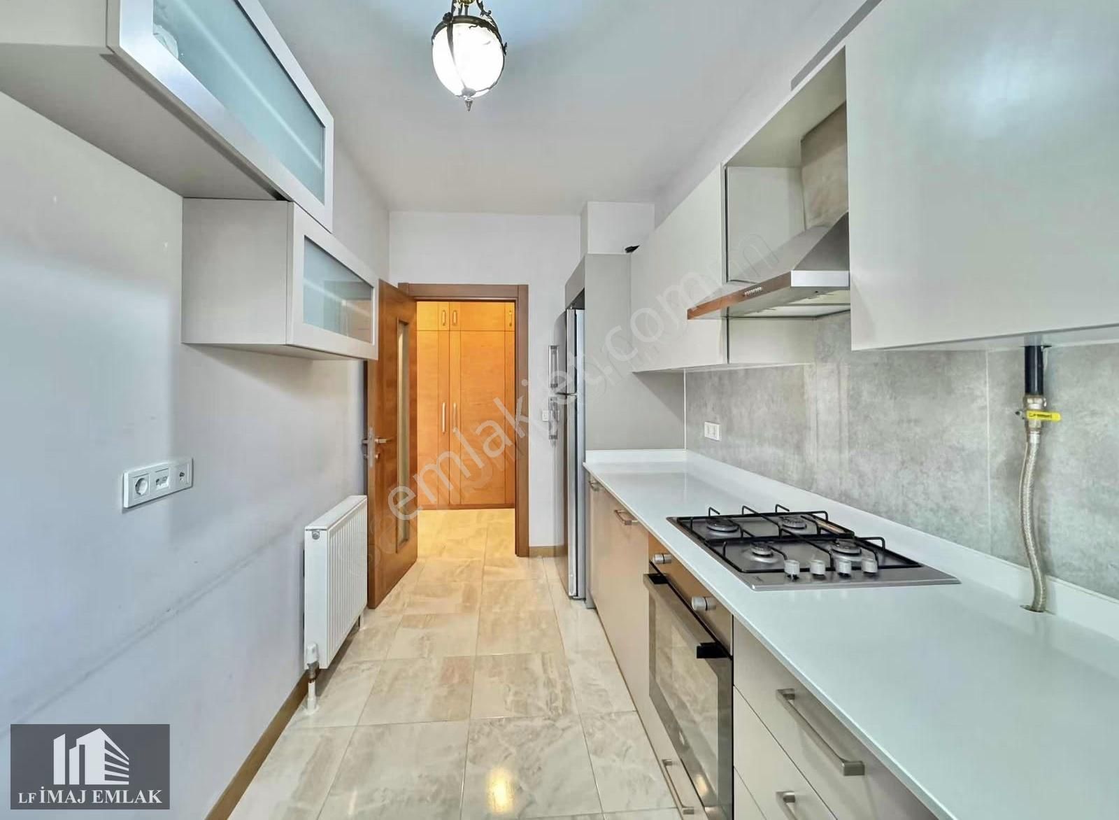 Suadiye'de Bağdat Cad Yakın Boş Balkonlu 95 M2 Net 3+1 - Görsel 9