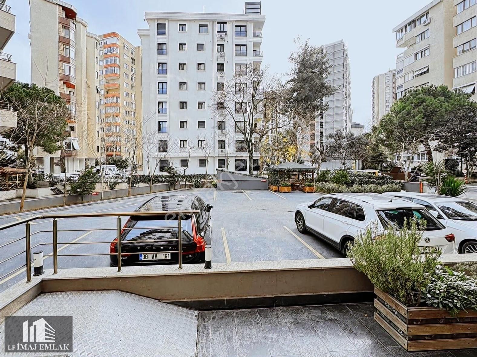 Suadiye'de Bağdat Cad Yakın Boş Balkonlu 95 M2 Net 3+1 - Görsel 30