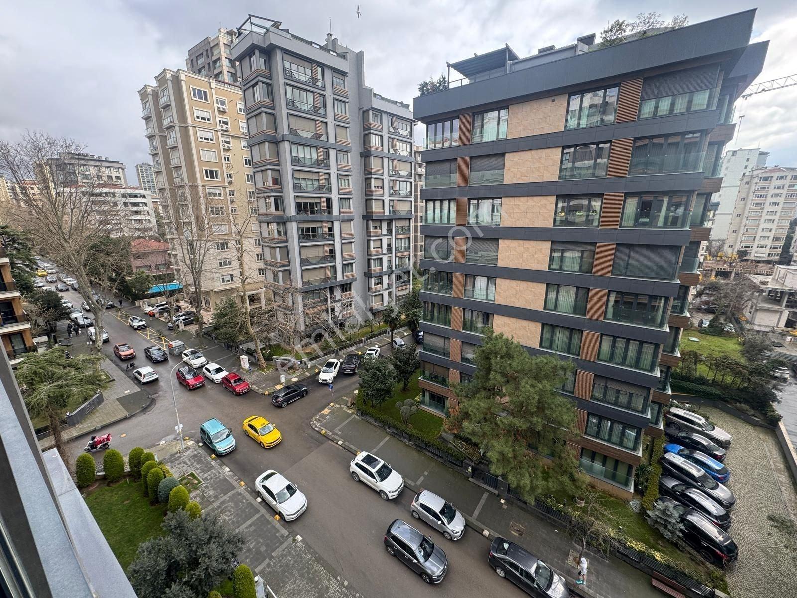 Caddebostan Sahil Büyük Kulüp Karşı Sokağında - Görsel 6