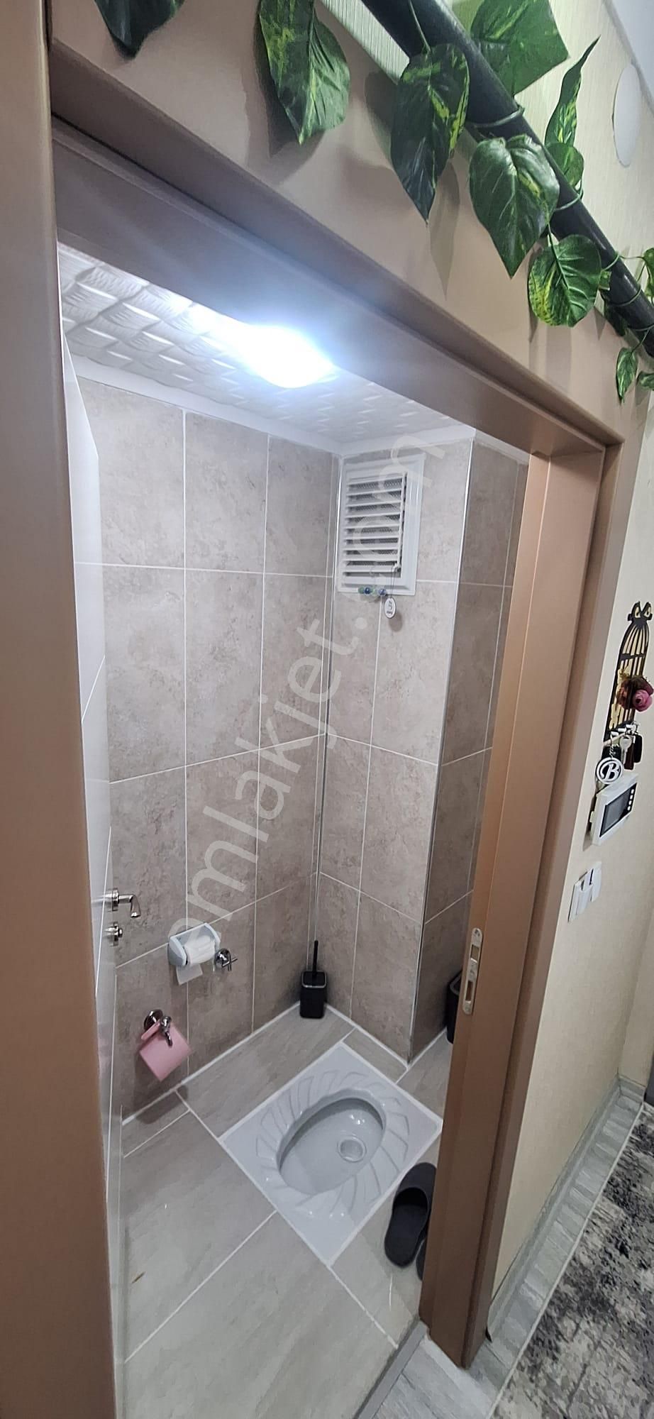 Şirintepe'de Asansörlü Giyinme Odalı Full Yapılı 3,5+1 2.katta Satılık Daire !! - Görsel 35